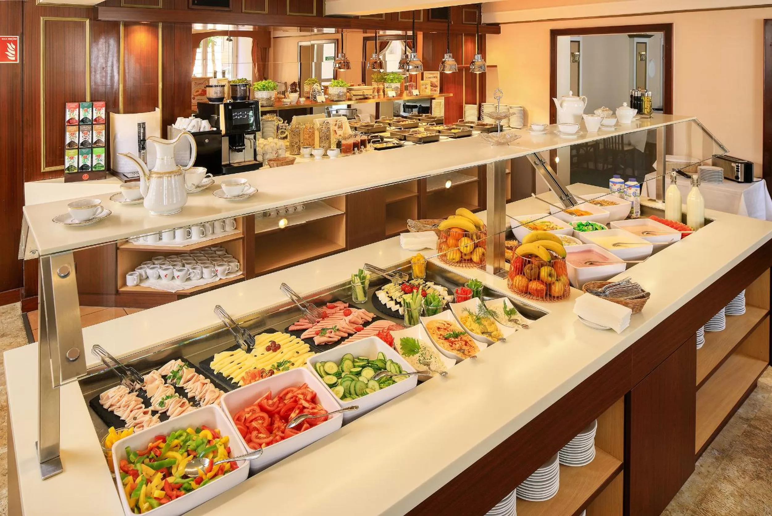 Buffet breakfast in Hotel Bellevue Wien