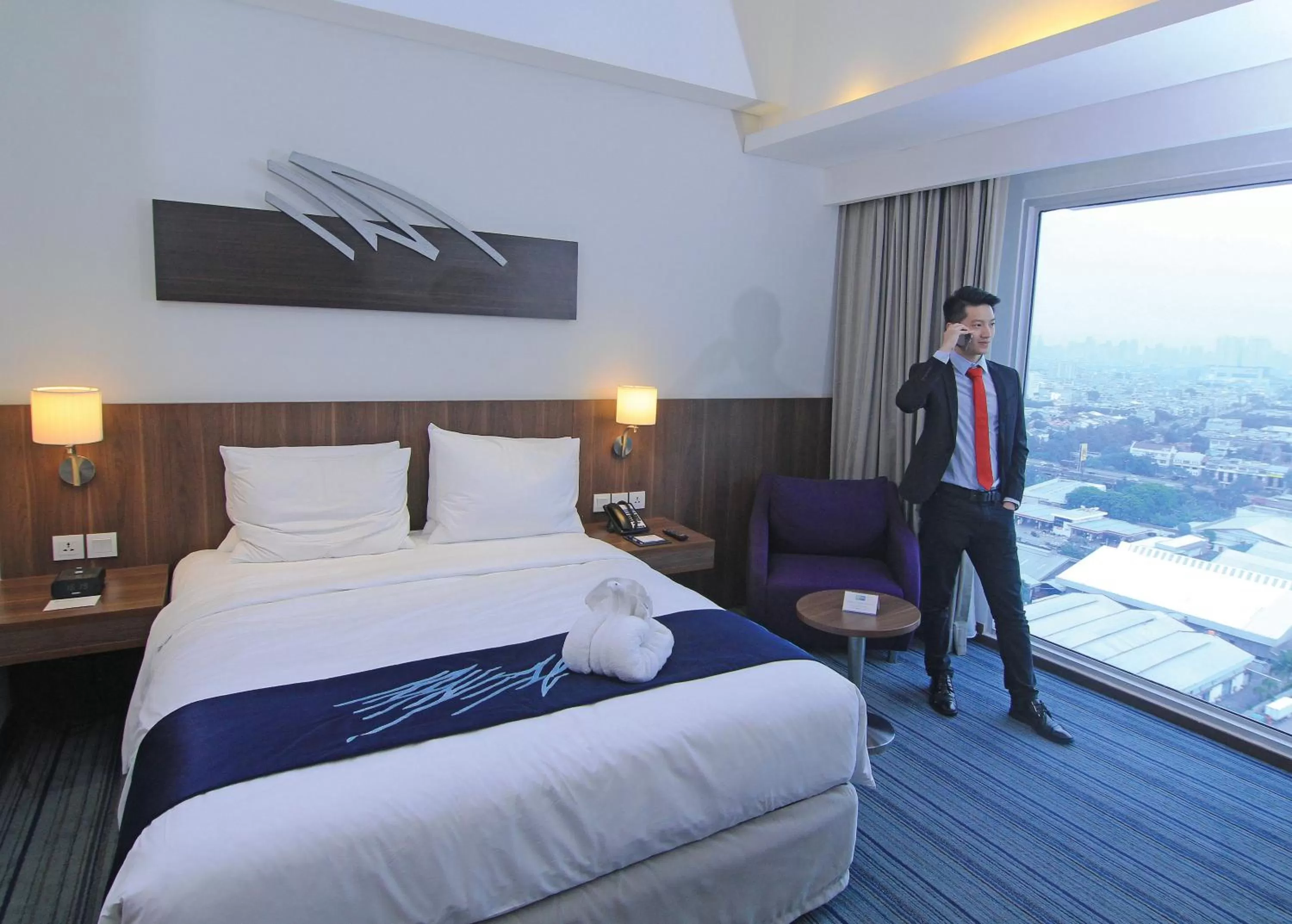 Bedroom, Bed in Holiday Inn Express Jakarta Pluit Citygate by IHG