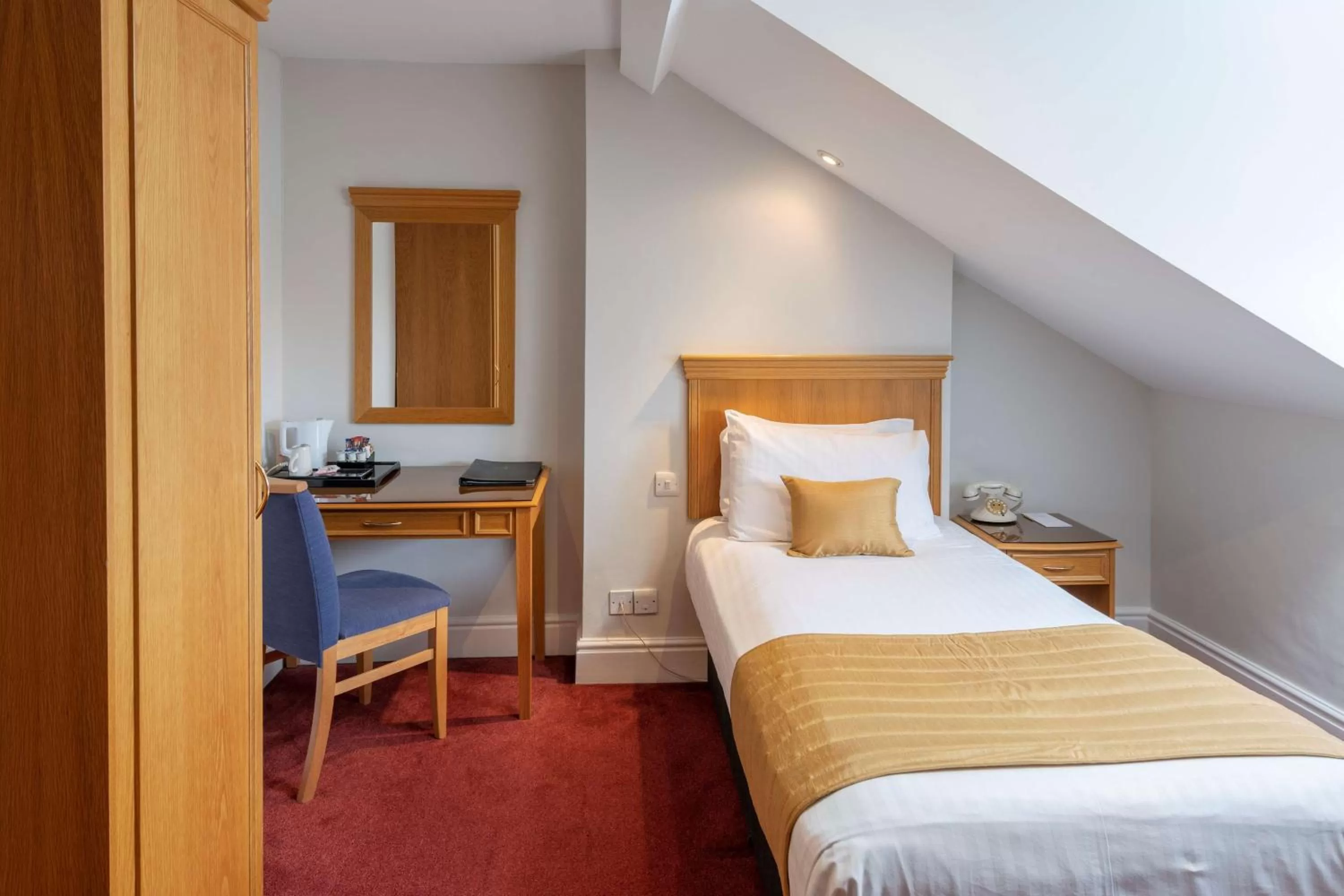 Bedroom, Bed in New Continental Hotel; Sure Hotel Collection by Best Western