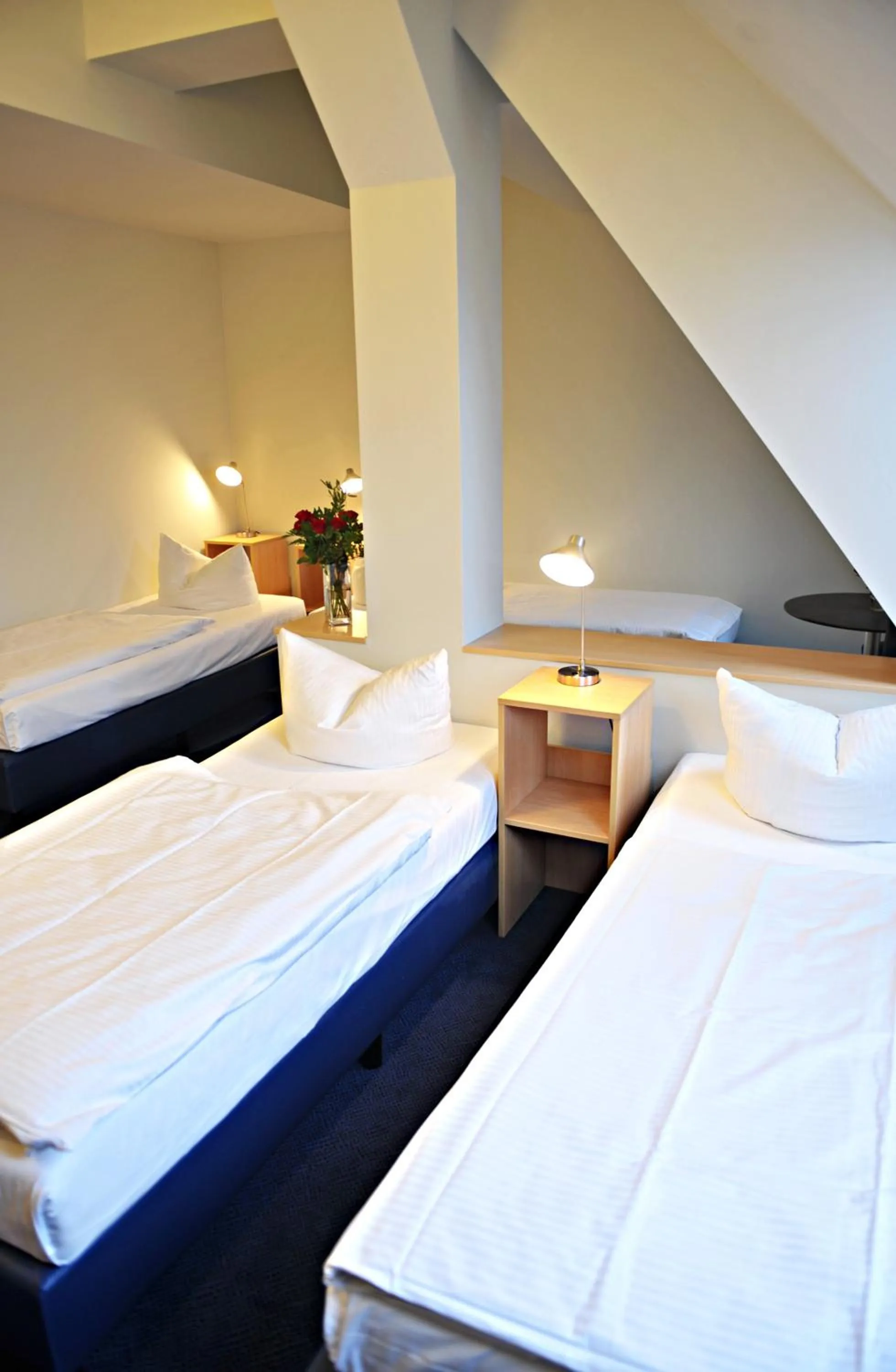 Photo of the whole room, Bed in Hotel Transit Loft