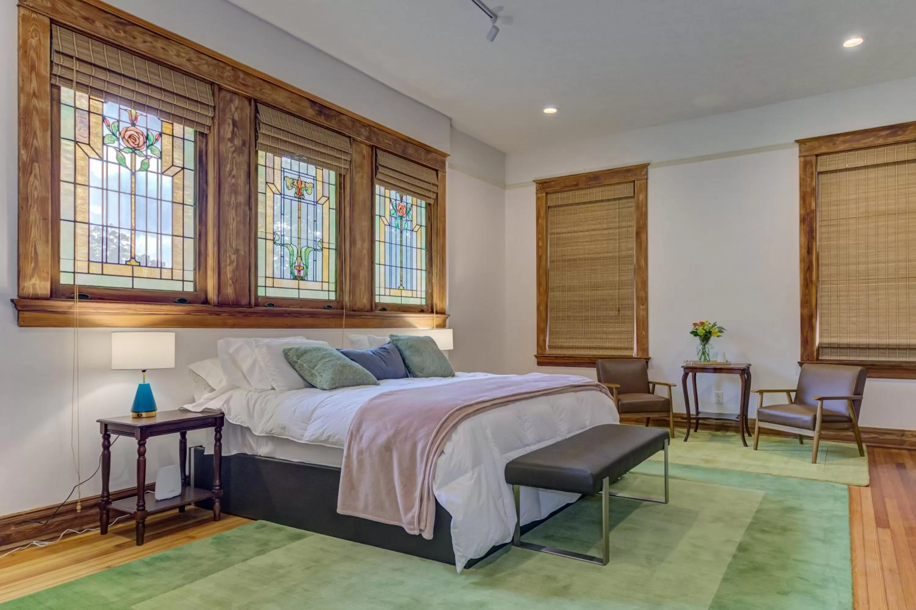 Photo of the whole room, Bed in Oak Hall Bed and Breakfast