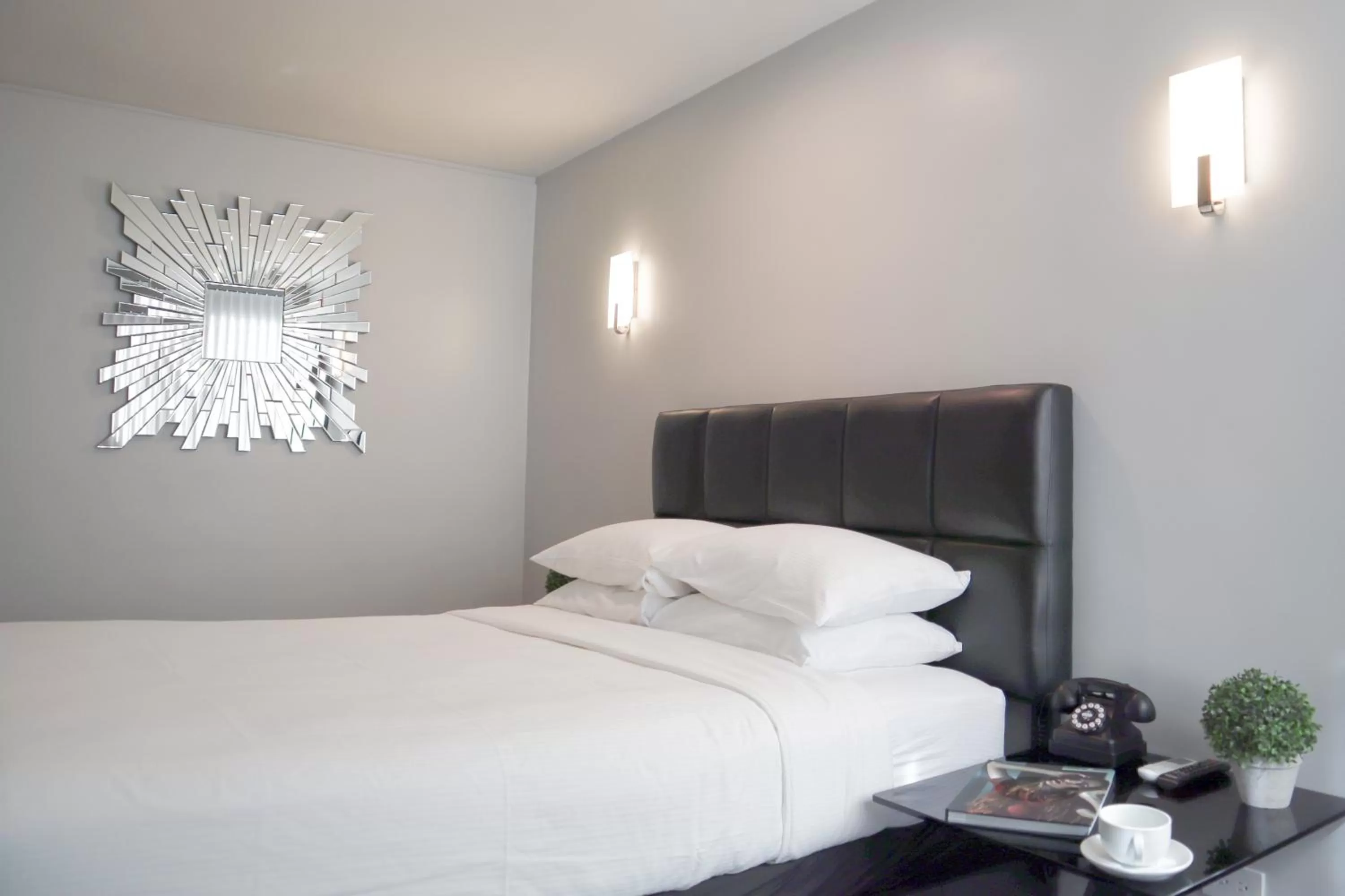 Bed in Park Plaza Lodge