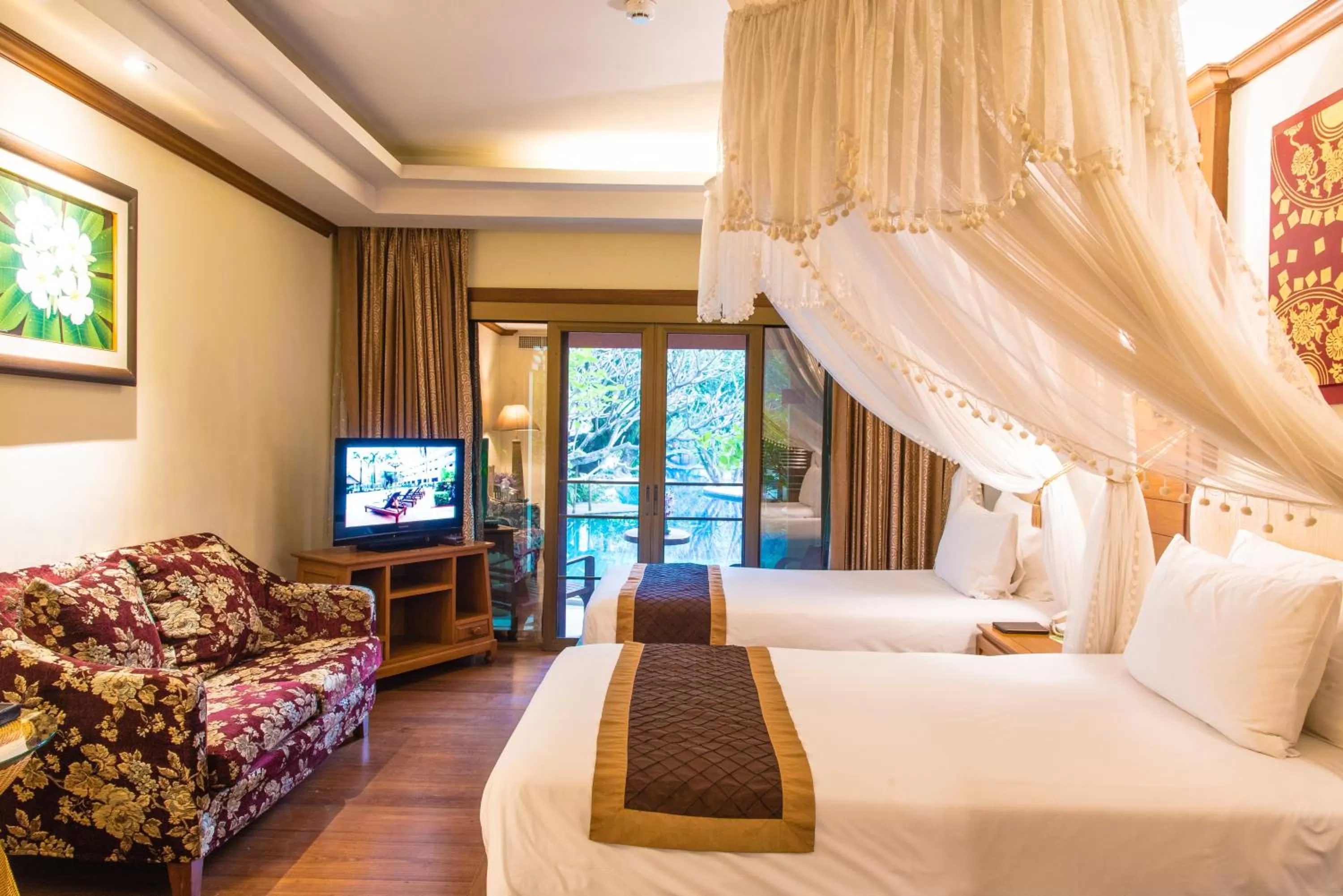 Photo of the whole room, Bed in Khum Phaya Resort & Spa Boutique Collection