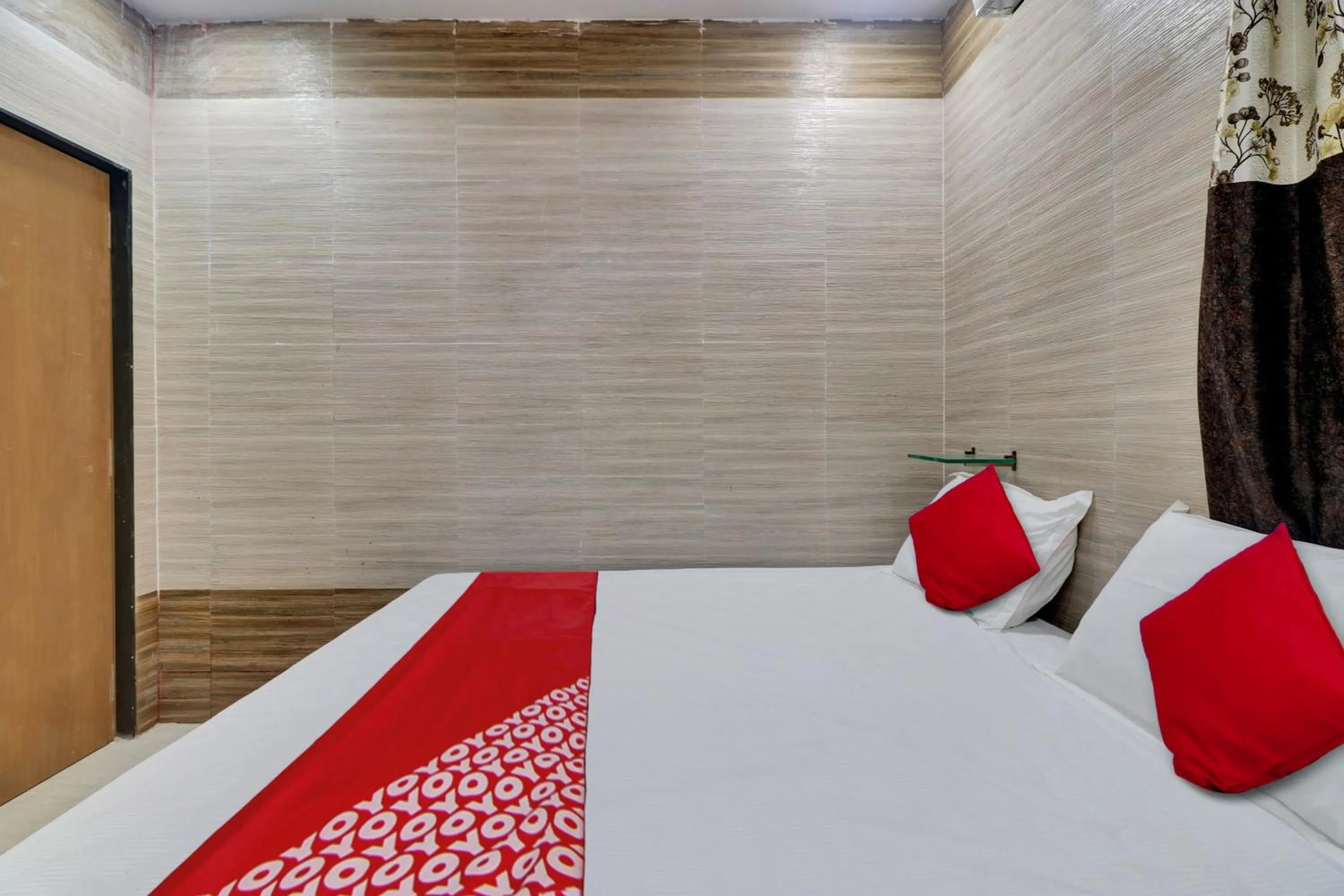 Bedroom, Bed in Hotel Vallabha Residency