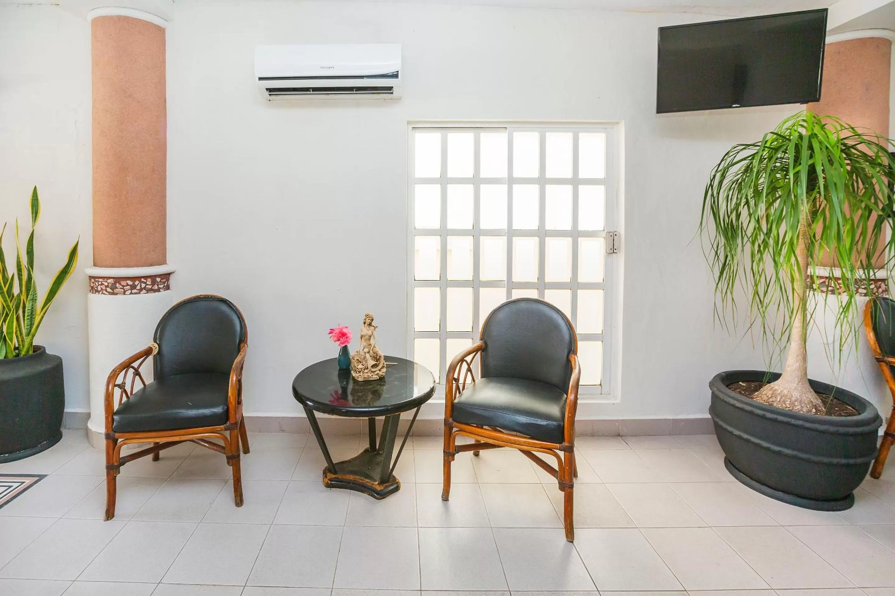 Lobby or reception in Hotel Kiin Cozumel