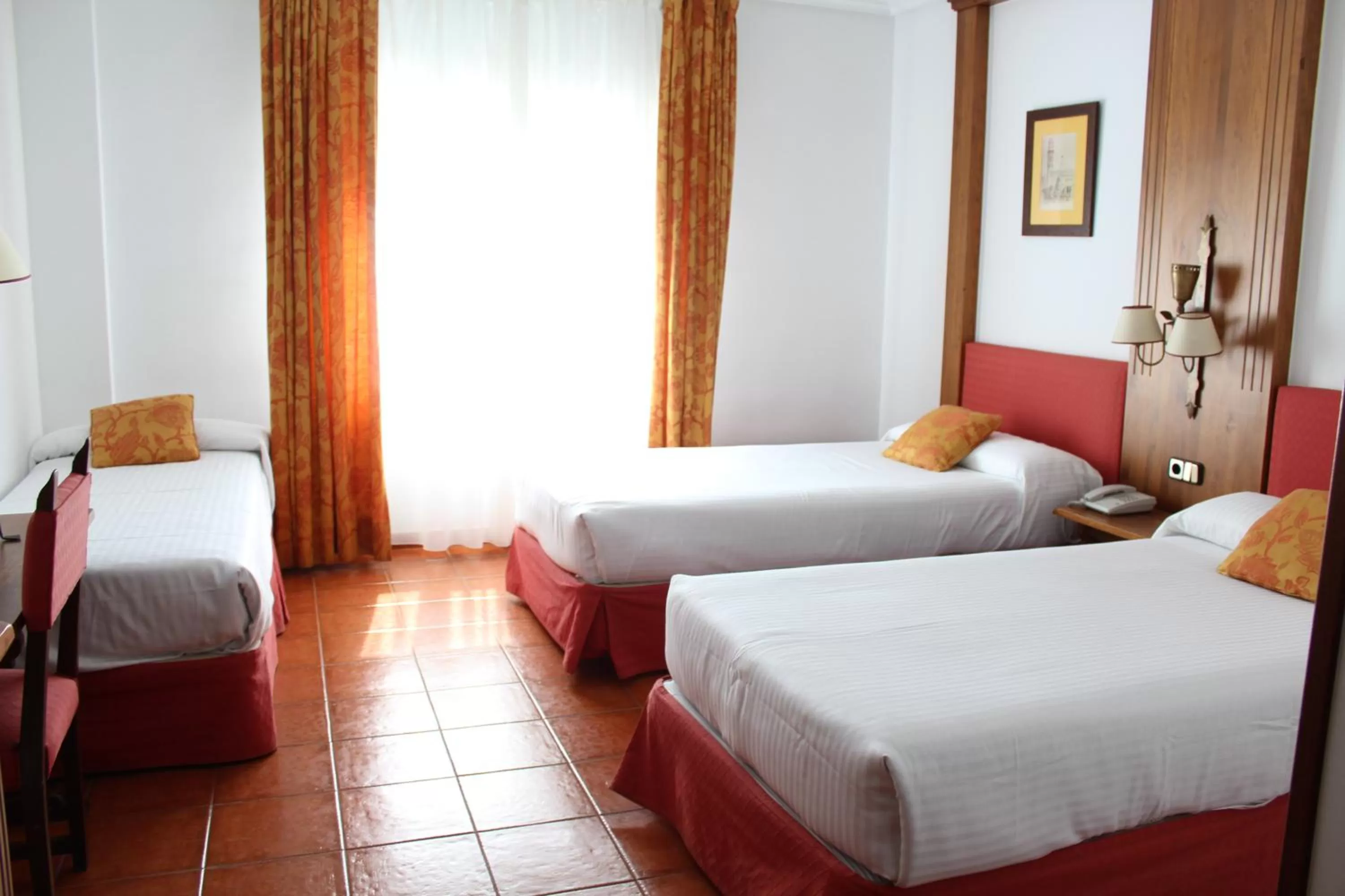 Triple Room (3 Adults) in Hotel El Bedel
