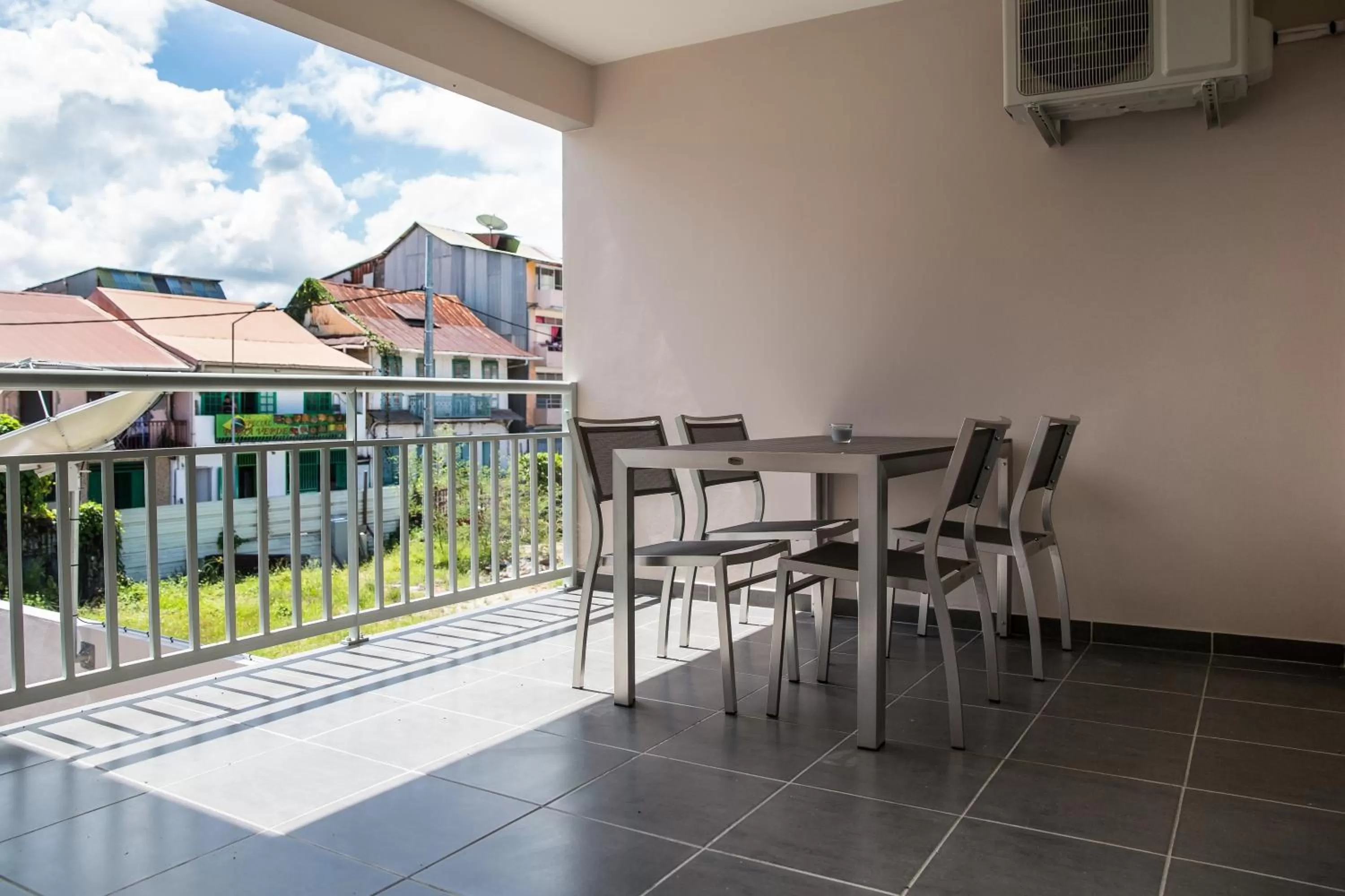 Balcony/Terrace in Eclipse Belle Etoile Appart'hôtel