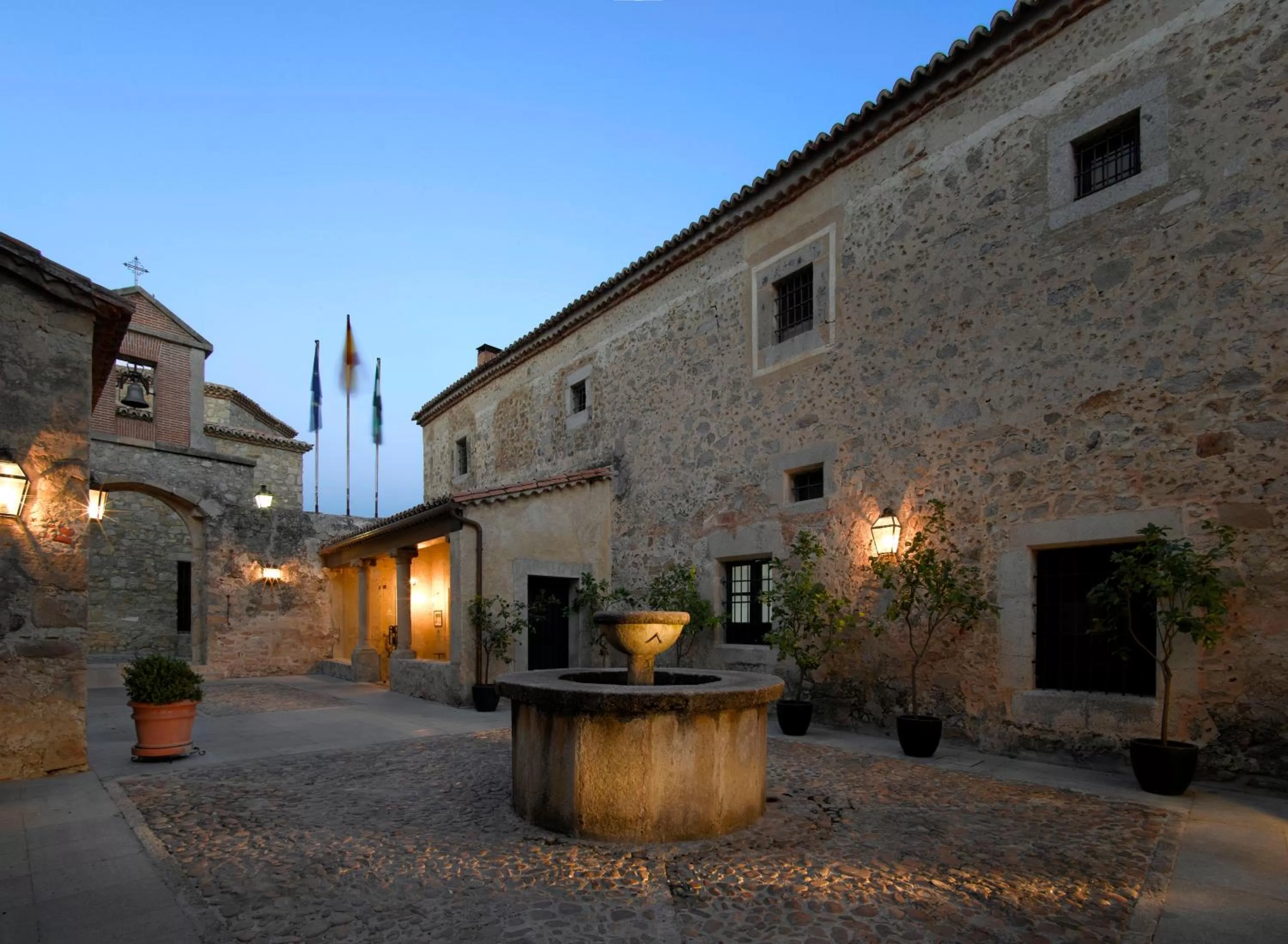 Property building in Parador de Trujillo