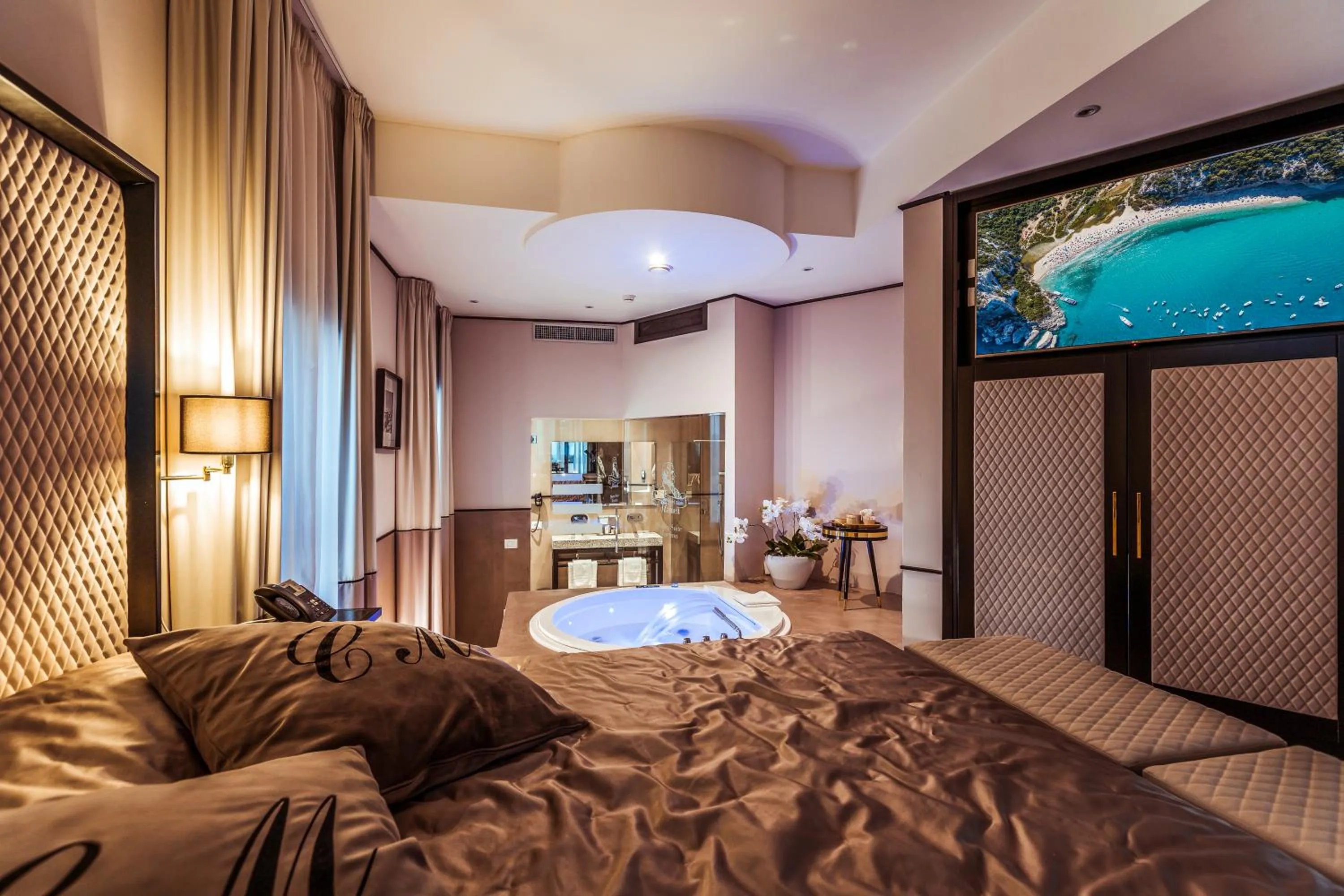 Photo of the whole room, Bed in La Locanda Del Conte Mameli - Boutique Hotel & Suite SPA