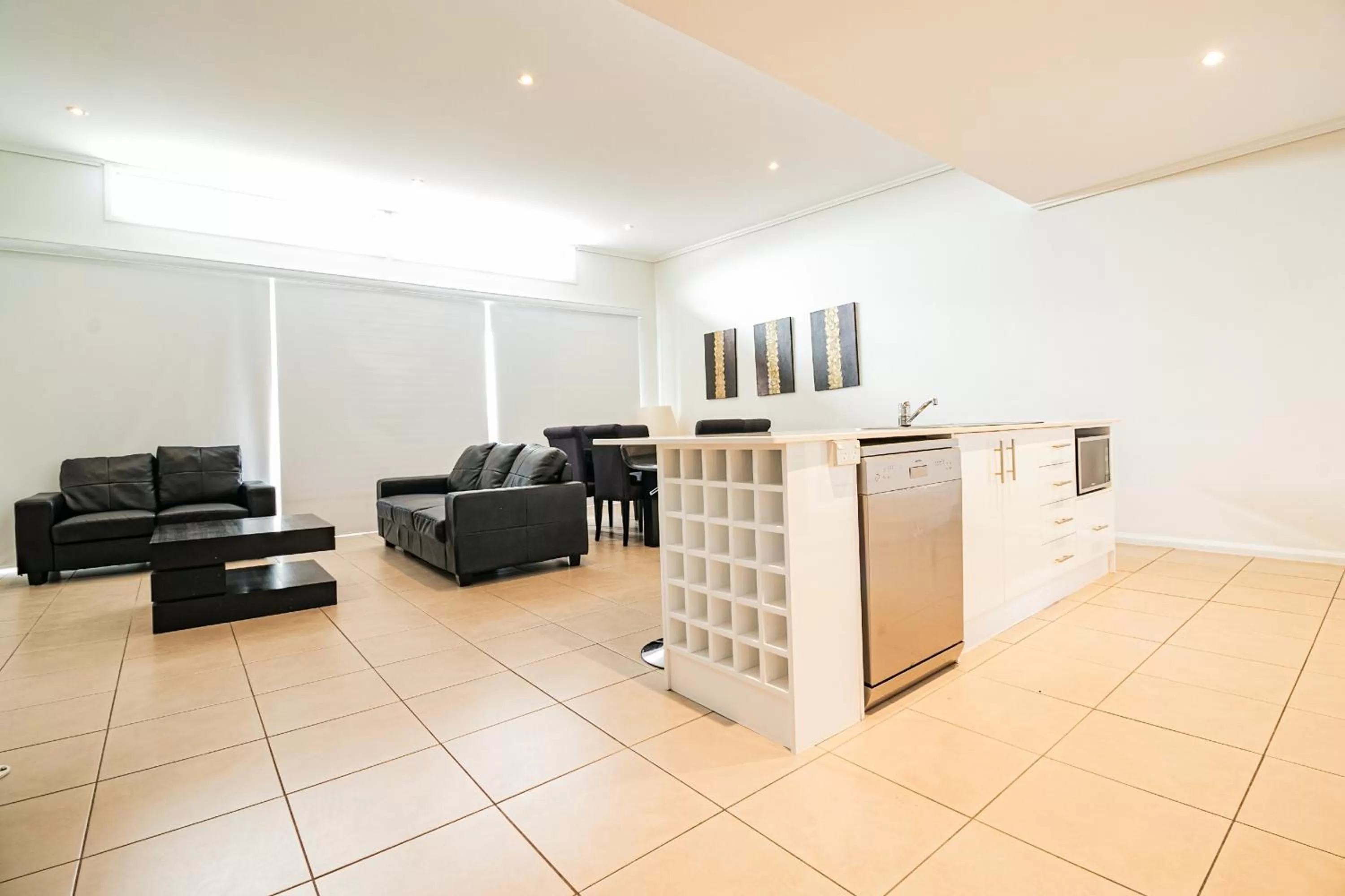 Absolute Beachfront Opal Cove Resort