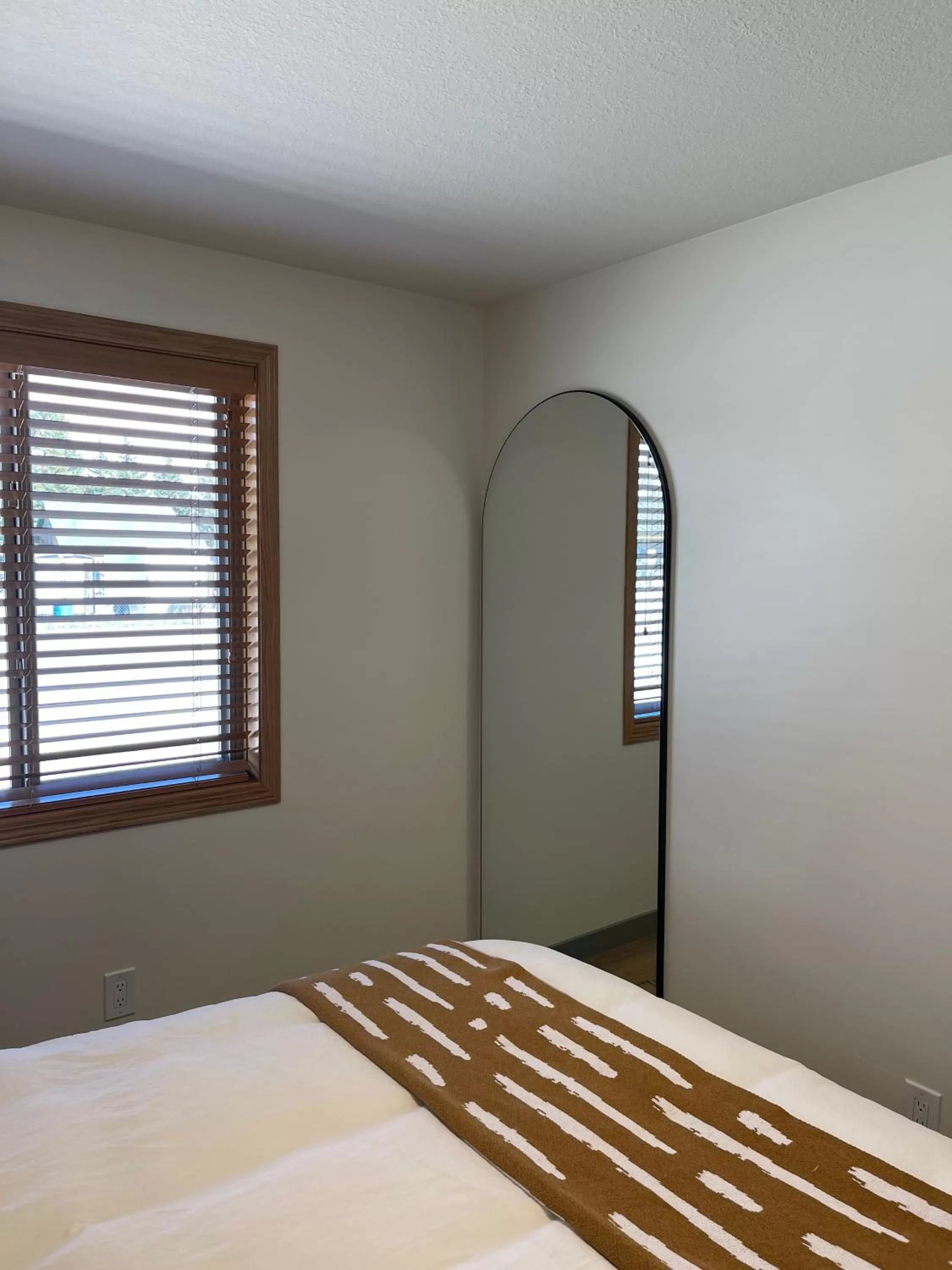 Bedroom, Bed in Pinedale Cozy Cabins