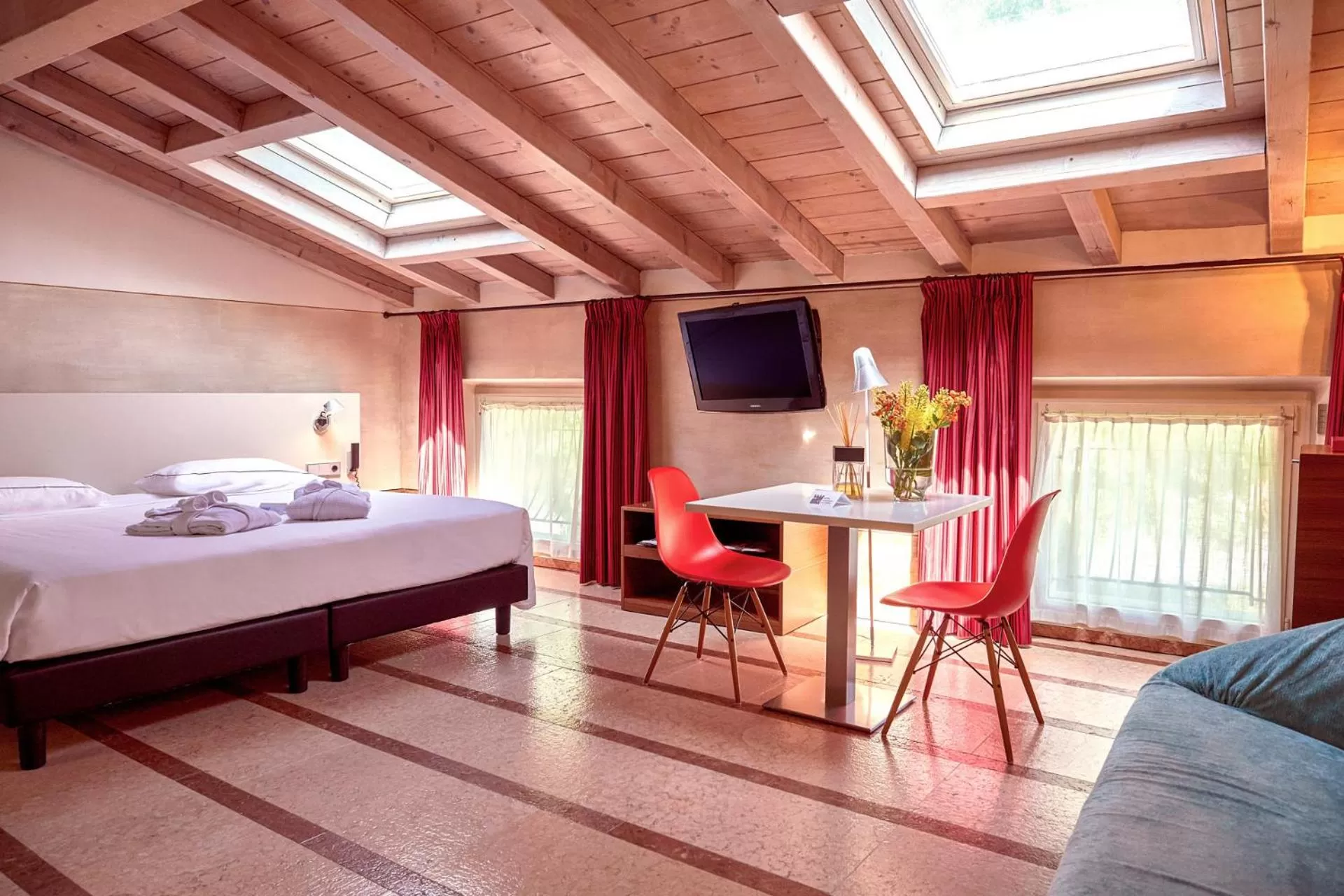 Photo of the whole room, Bed in Hotel Veronesi La Torre
