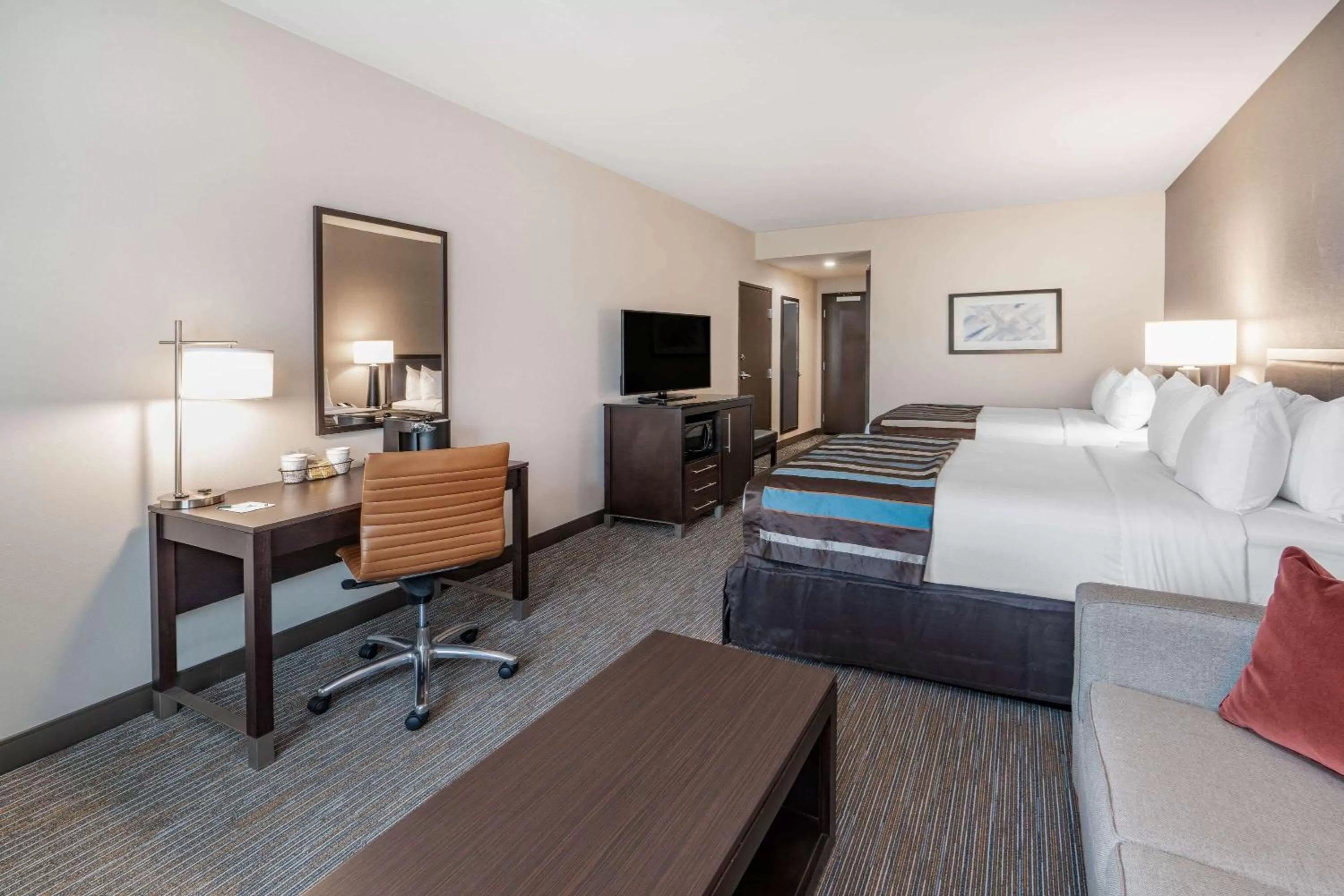 Photo of the whole room, Bed in Wingate by Wyndham Moab