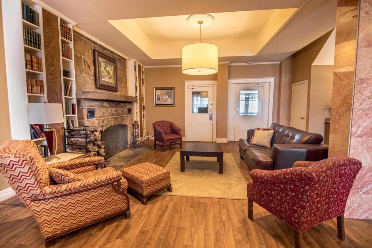 Seating area in Caswell Resort