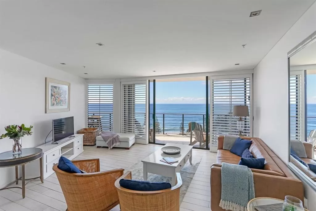 Seating area in Ambience on Burleigh Beach