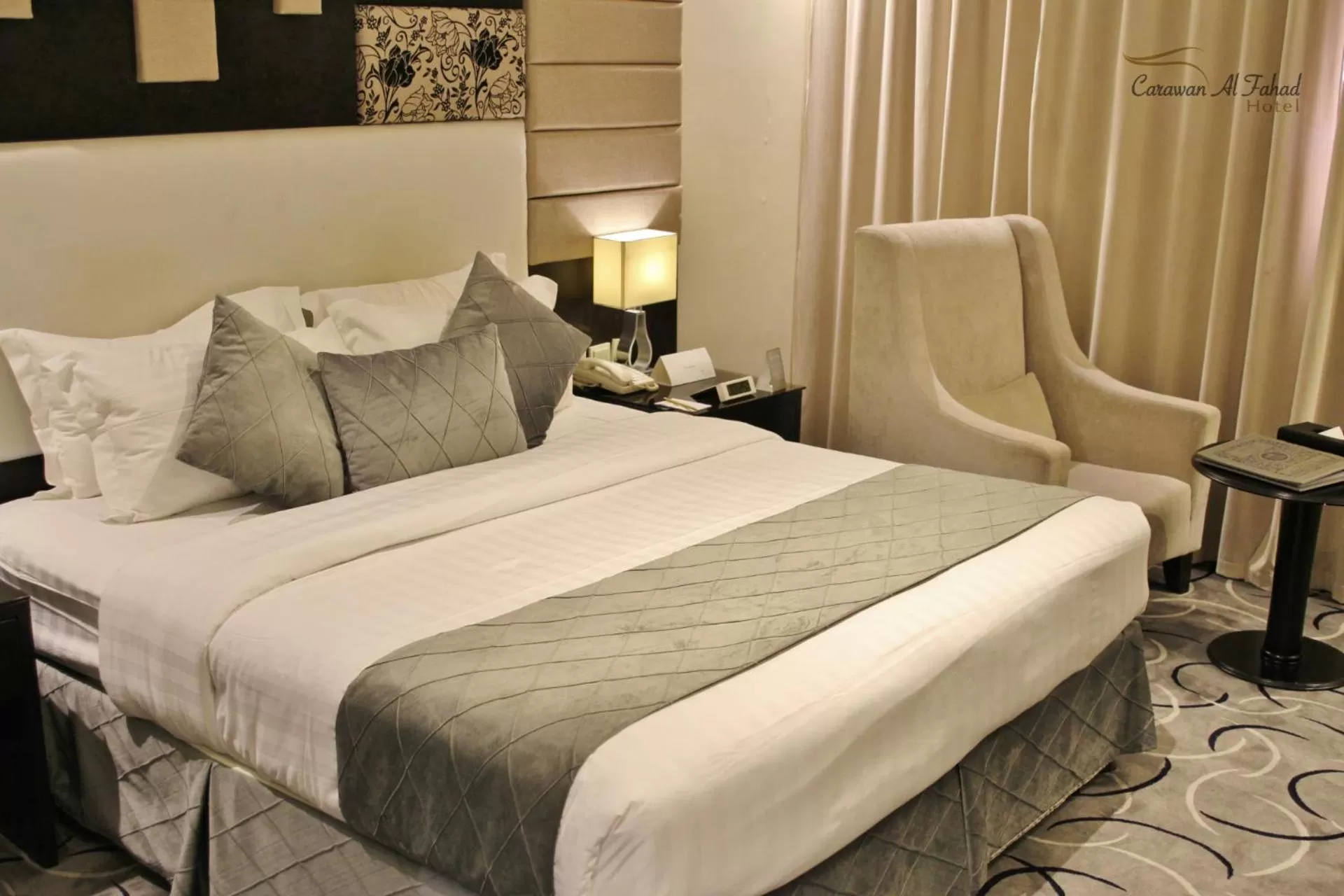 Deluxe Double Room in Carawan Al Fahad Hotel