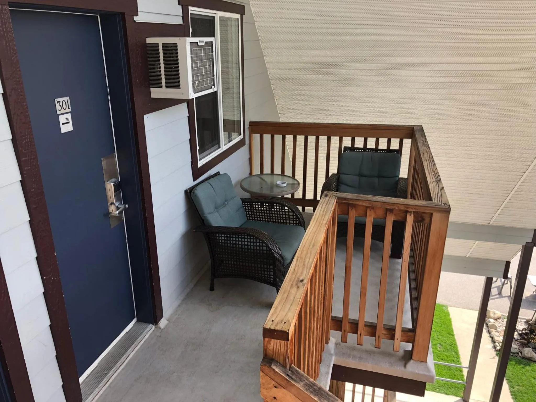 Patio in Peaks Lodge