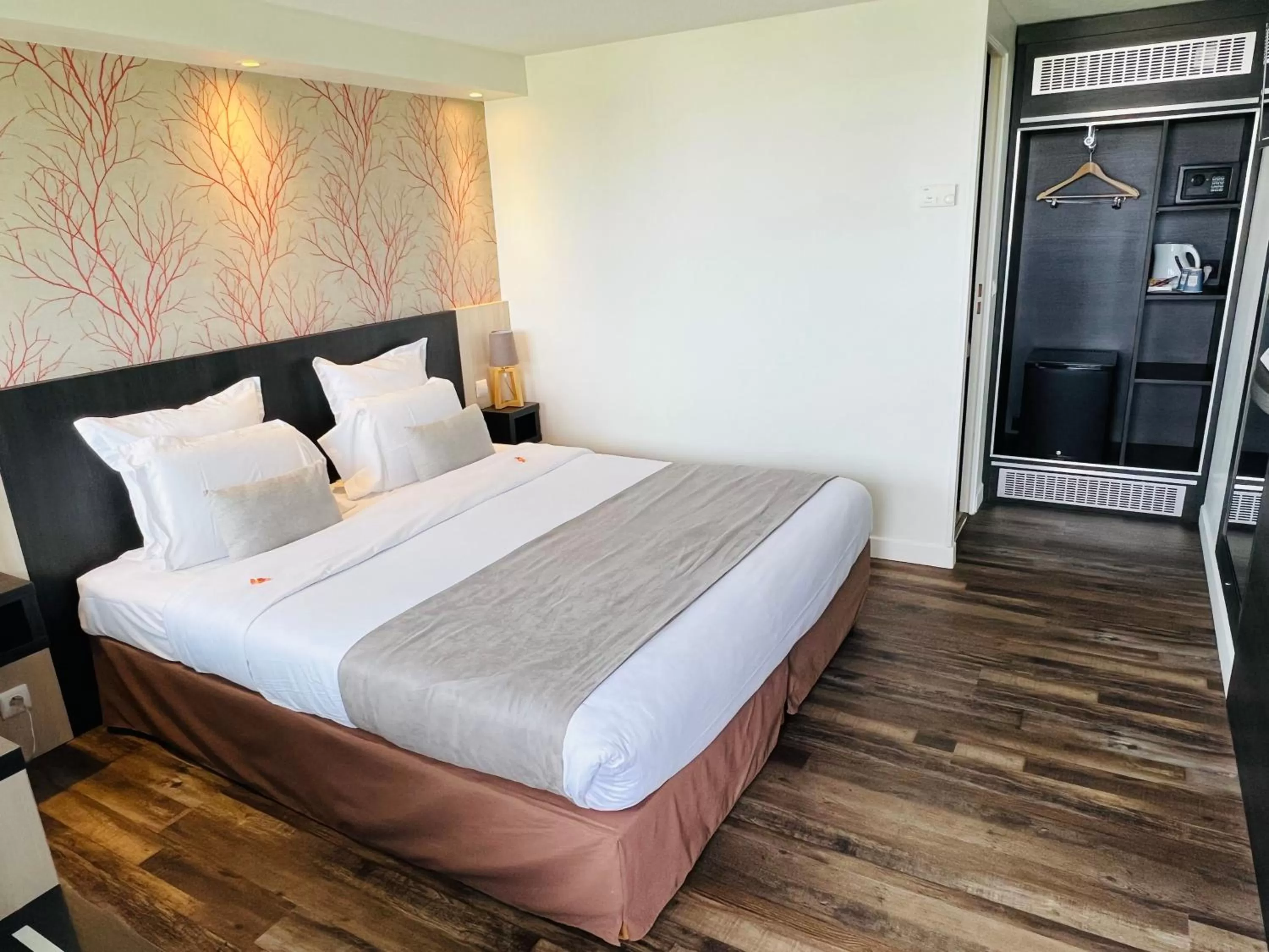 Bed in Kyriad Lisieux