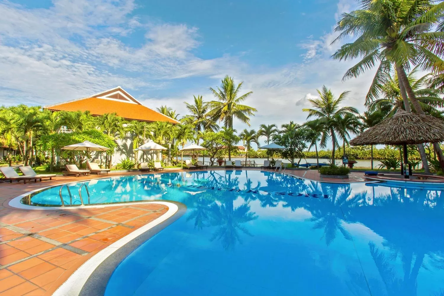 Swimming pool in Hoi An Beach Resort