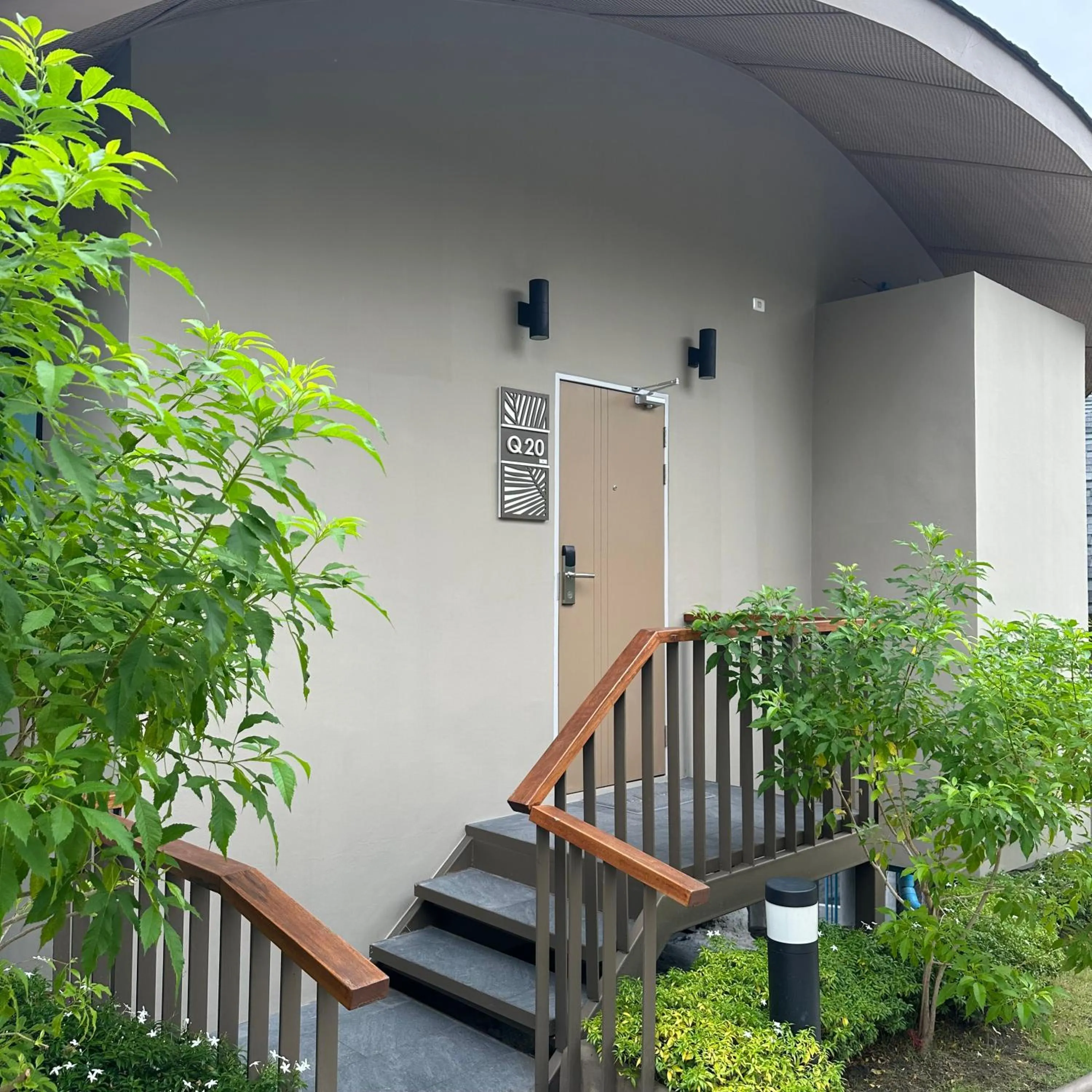 Facade/entrance in Patong Bay Hill