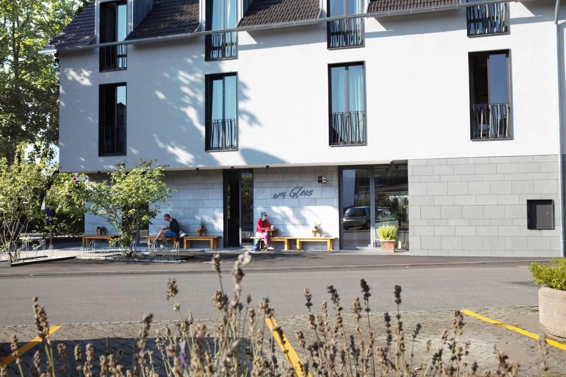 Property building in Radhotel am Gleis