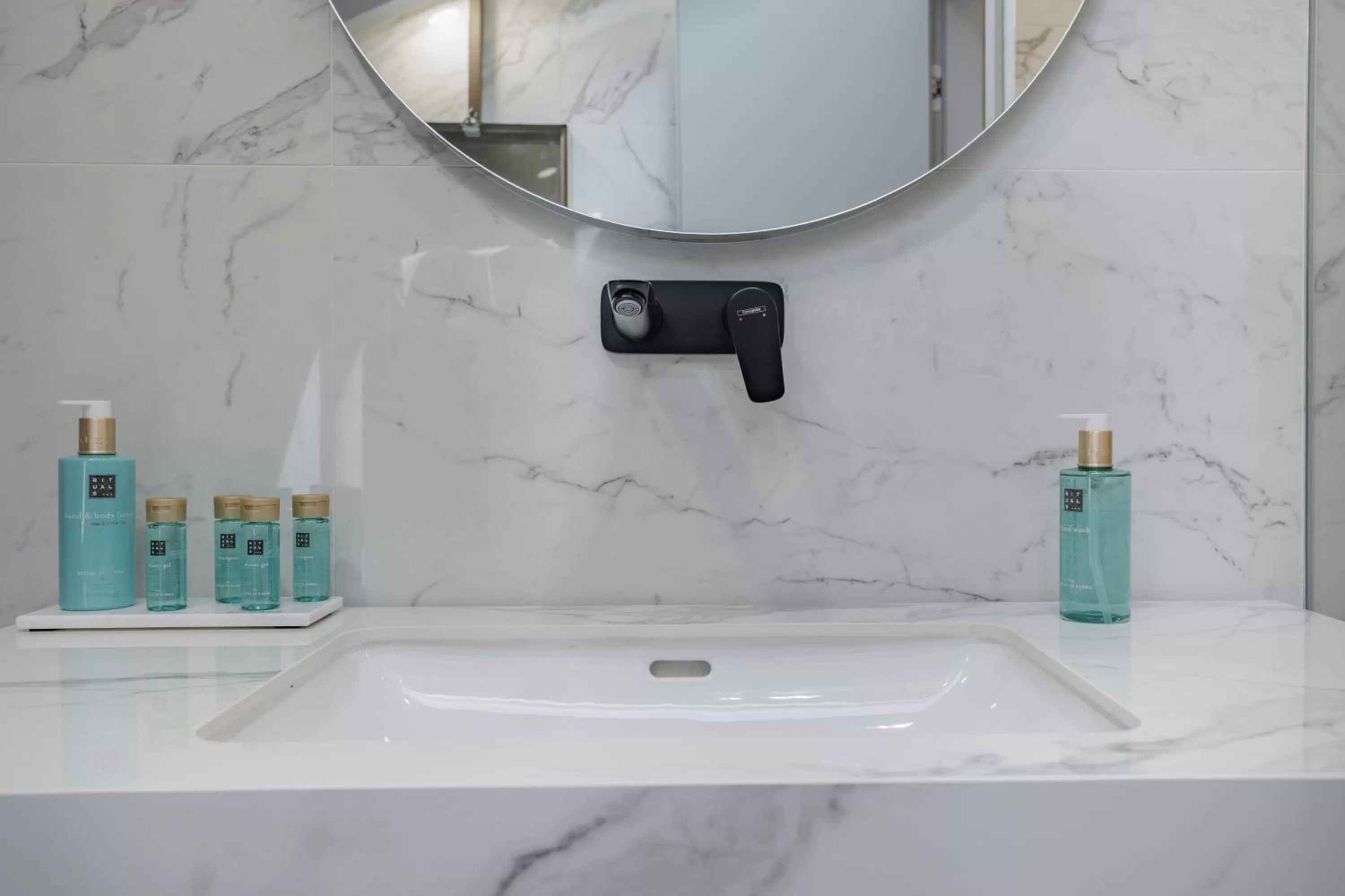 Bathroom in Heritage Rooms Split Olympic Dream