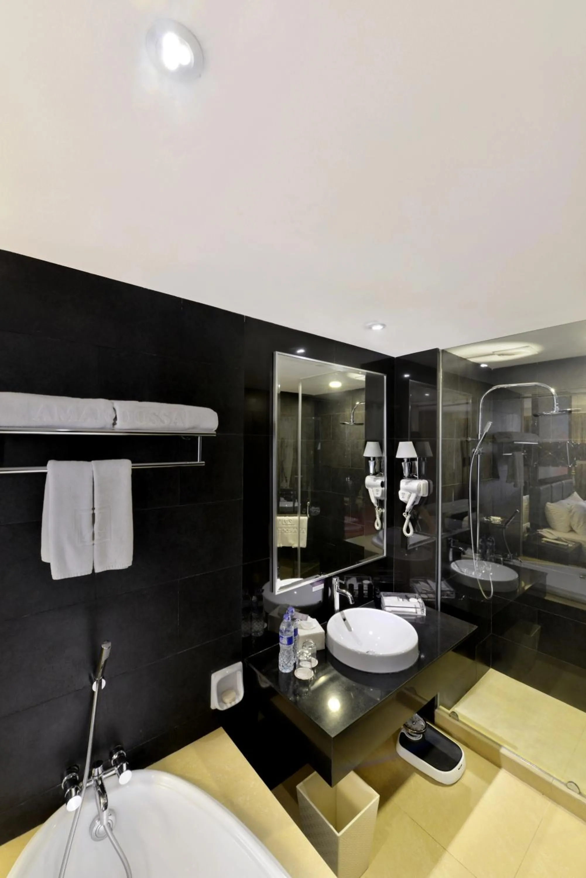 Bathroom in Amaroossa Cosmo Jakarta