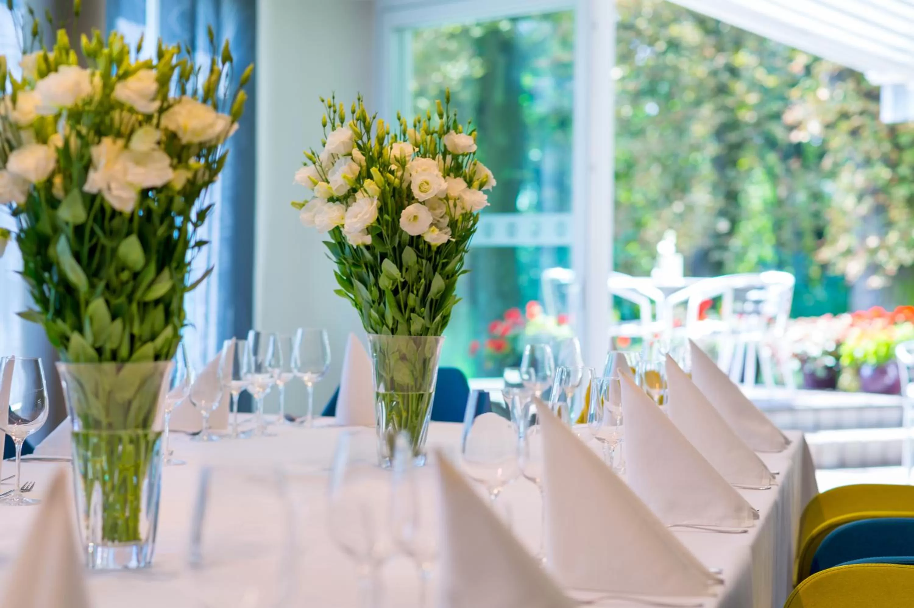 Restaurant/places to eat in Hotel Vivaldi