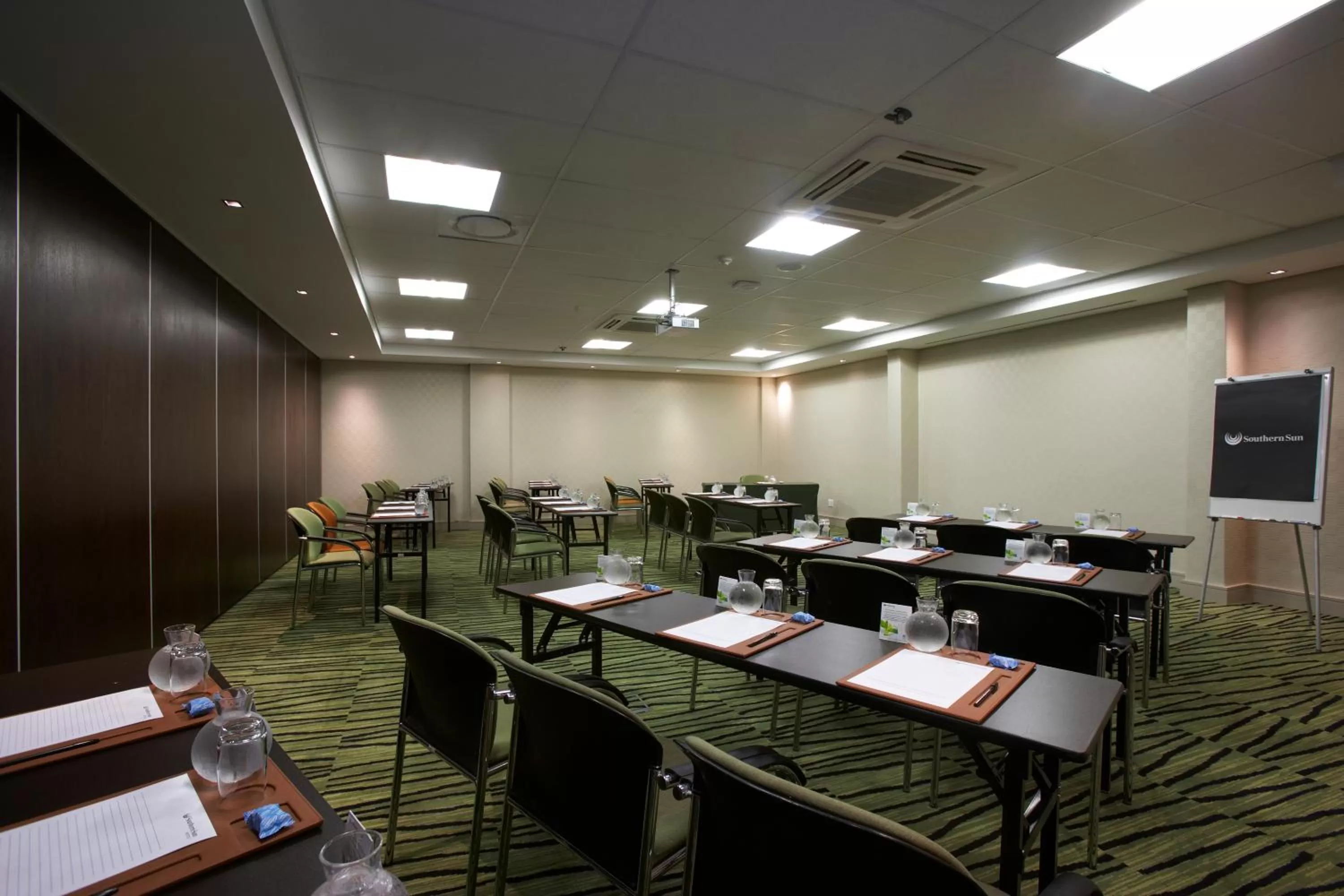 Banquet/Function facilities in Southern Sun Newlands