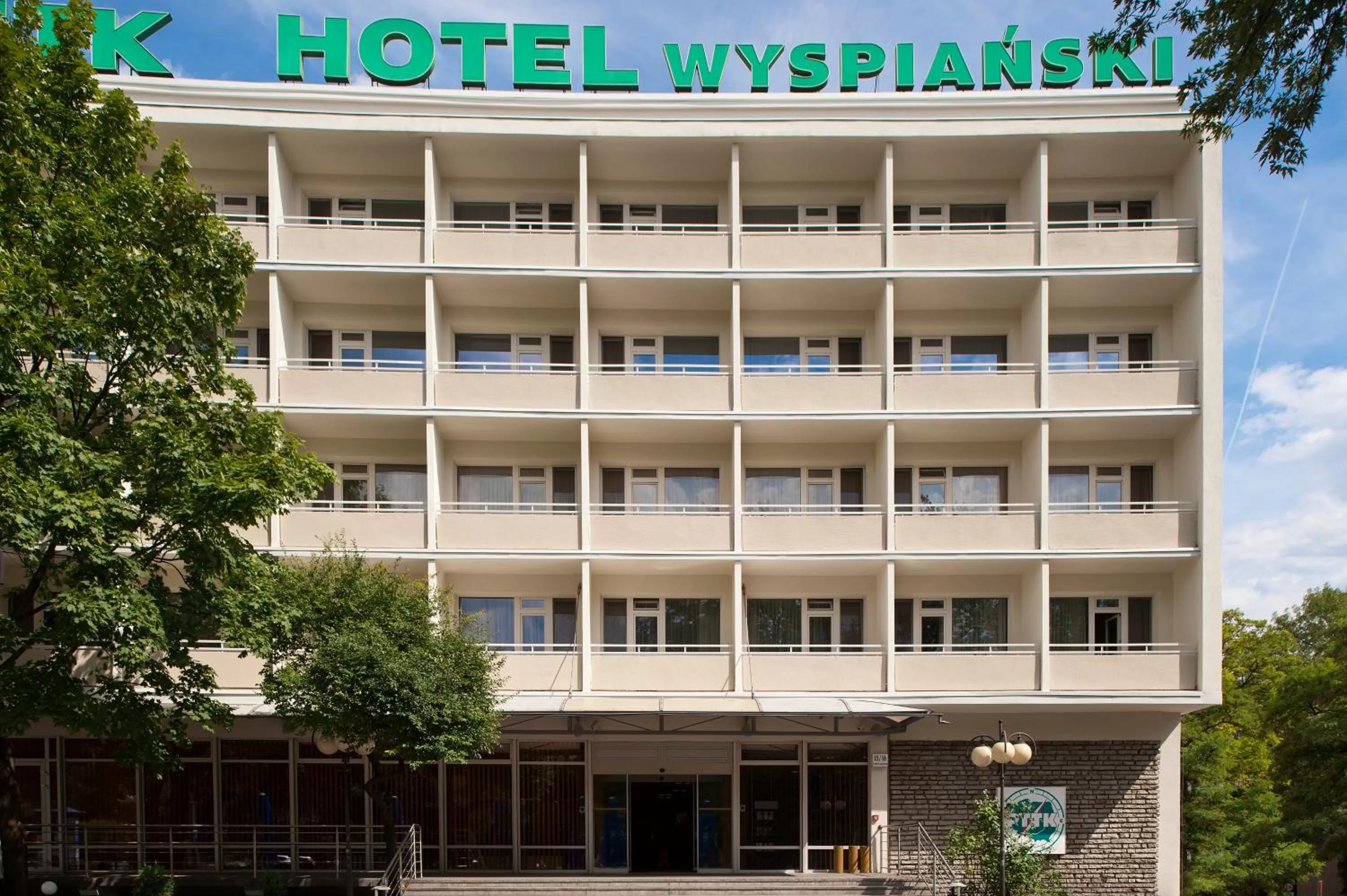 Facade/entrance in Hotel Wyspiański