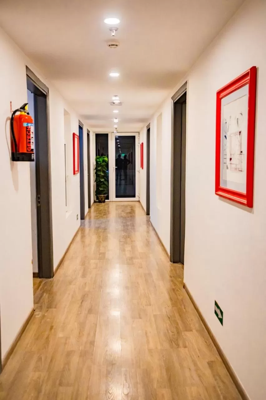 Property building in GoldenKeys Inn