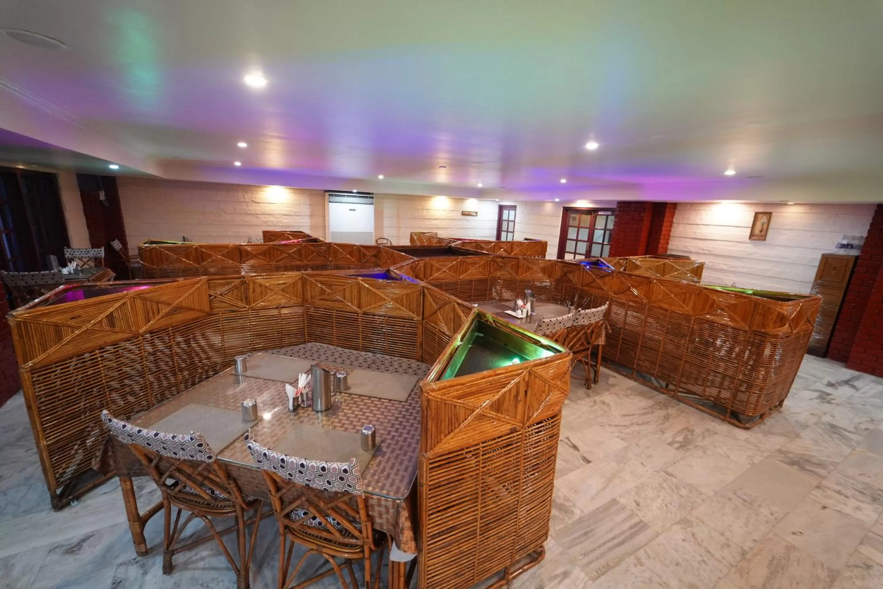 Restaurant/places to eat in Hotel Palmyra Grand Inn