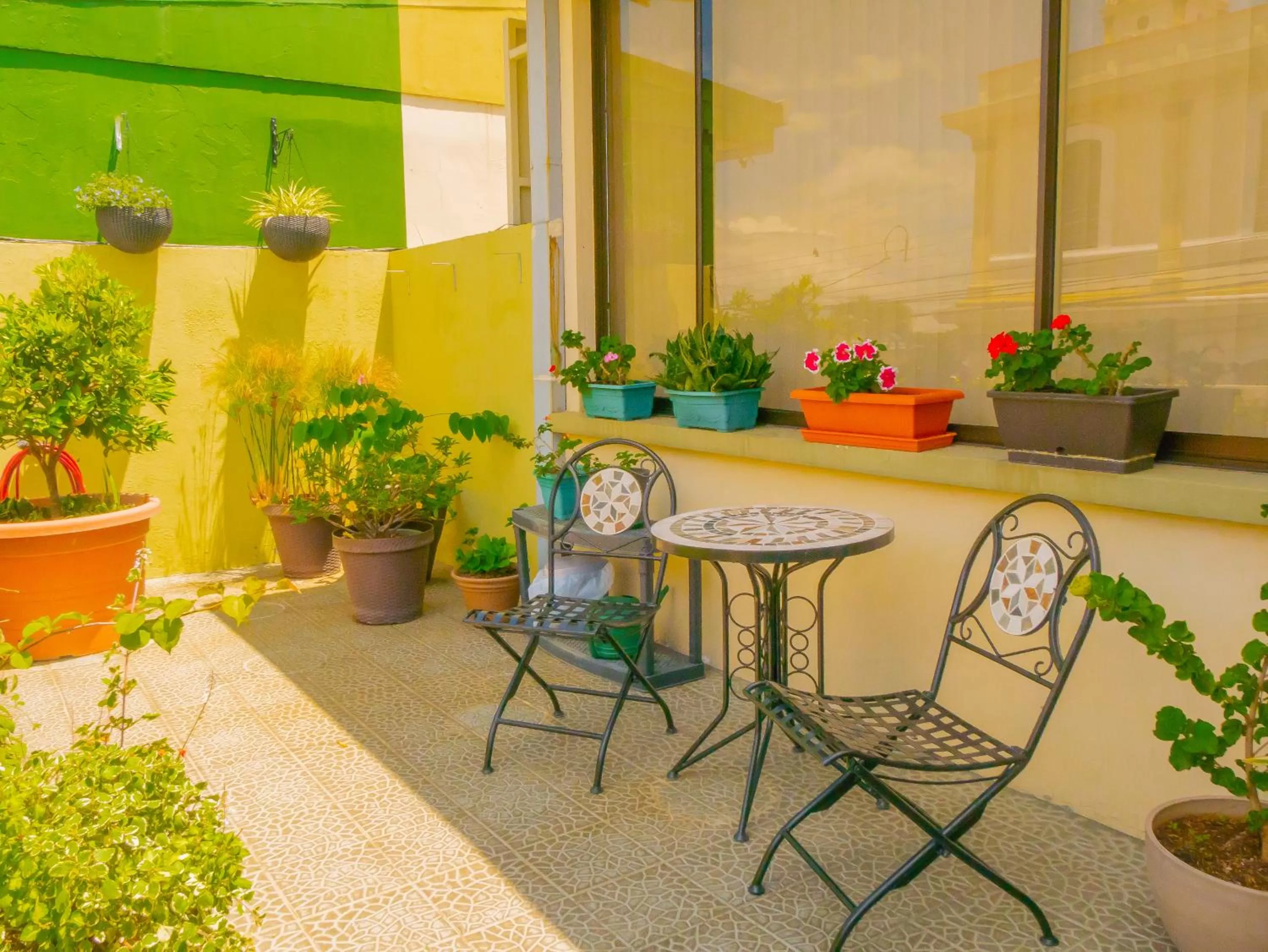 Property building in Hotel Bamboo Aeropuerto