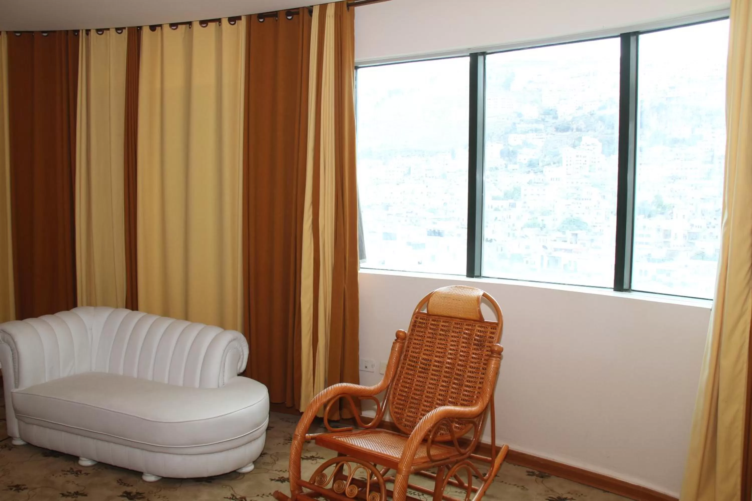 Mountain view, Seating Area in Saleem Afandi Hotel