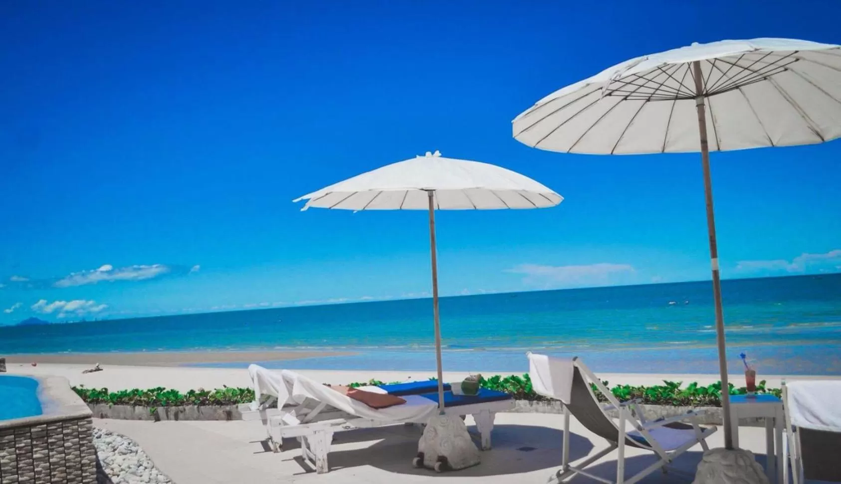 Sea view in Nern Chalet Beachfront Hotel