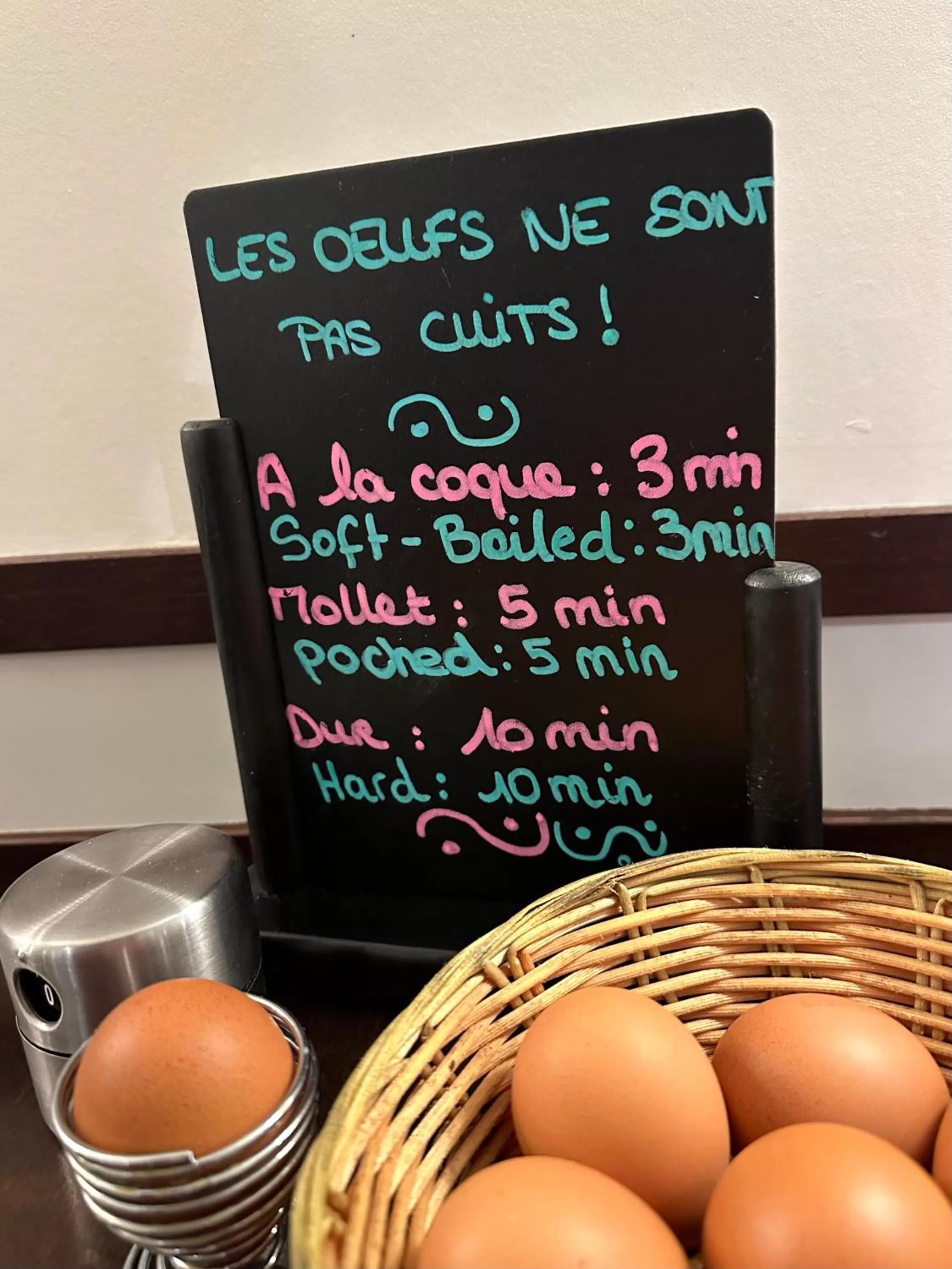 Breakfast in Hôtel Du Centre Annemasse