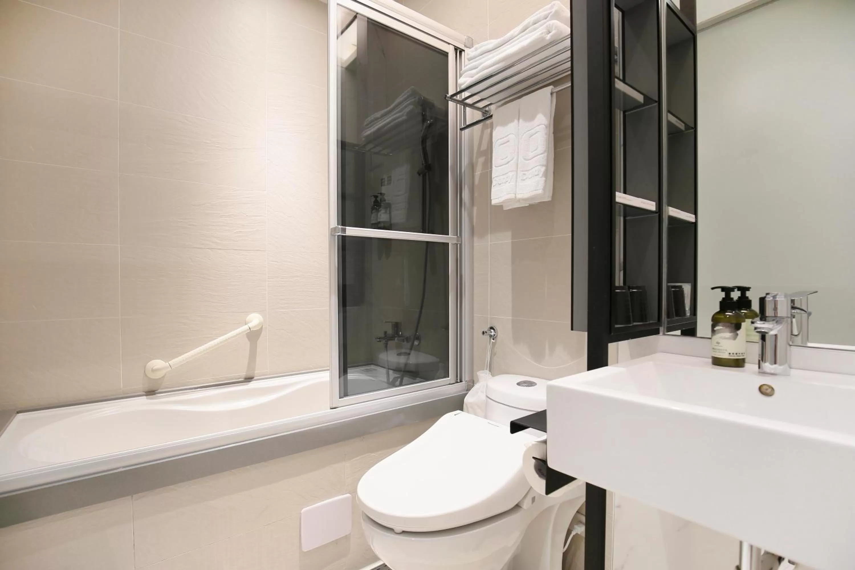 Toilet in Dandy Hotel - Tianjin Branch