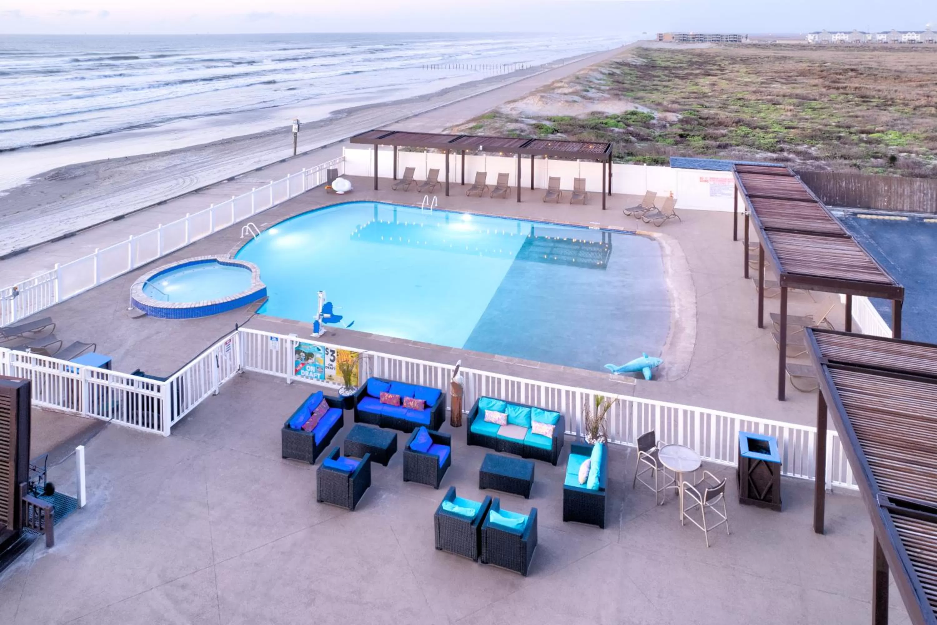 Swimming pool in Wyndham Corpus Christi Resort North Padre Island
