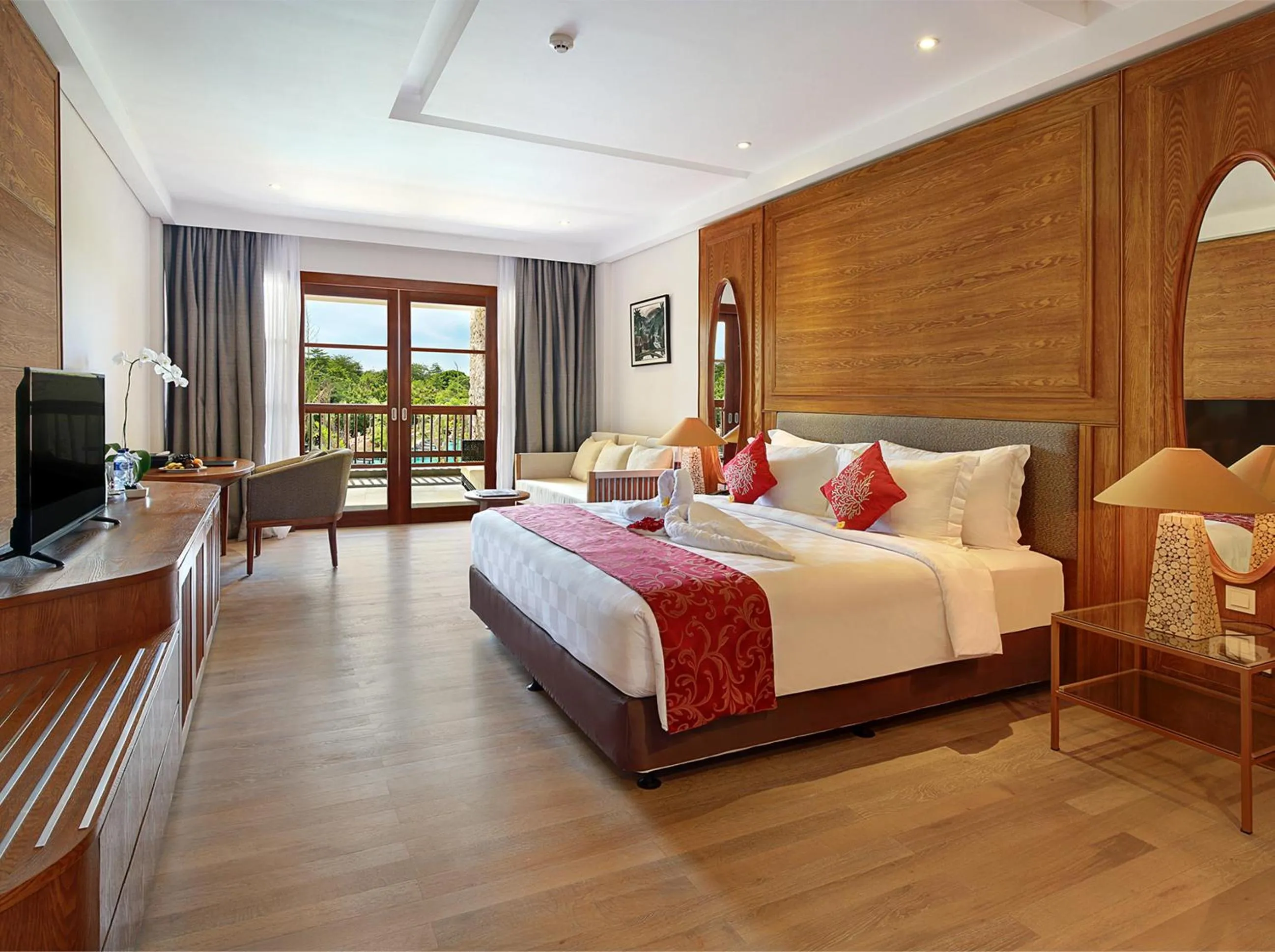 Bed in Royal Tulip Springhill Resort Jimbaran