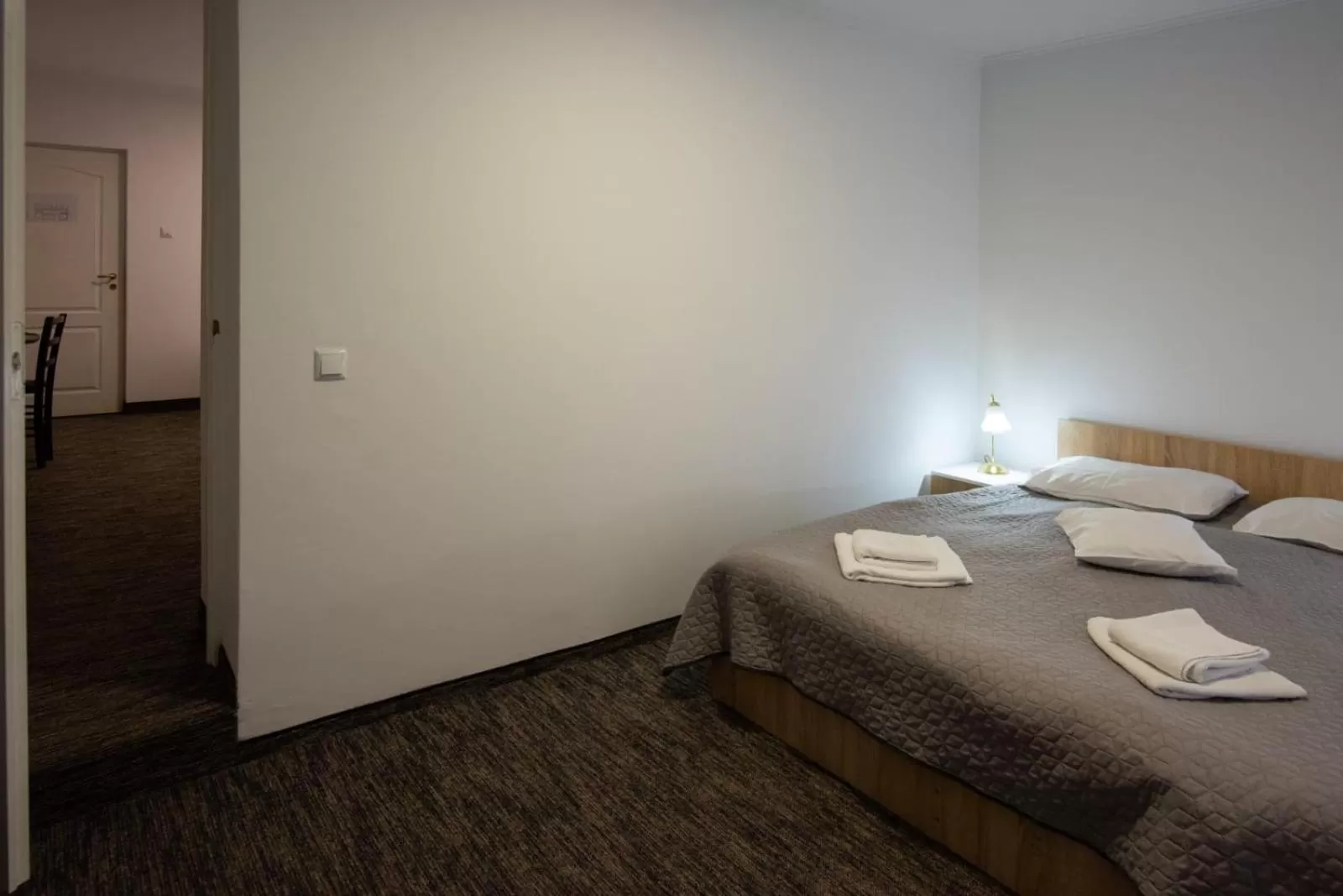 Bed in Carnival City Hotel Oradea