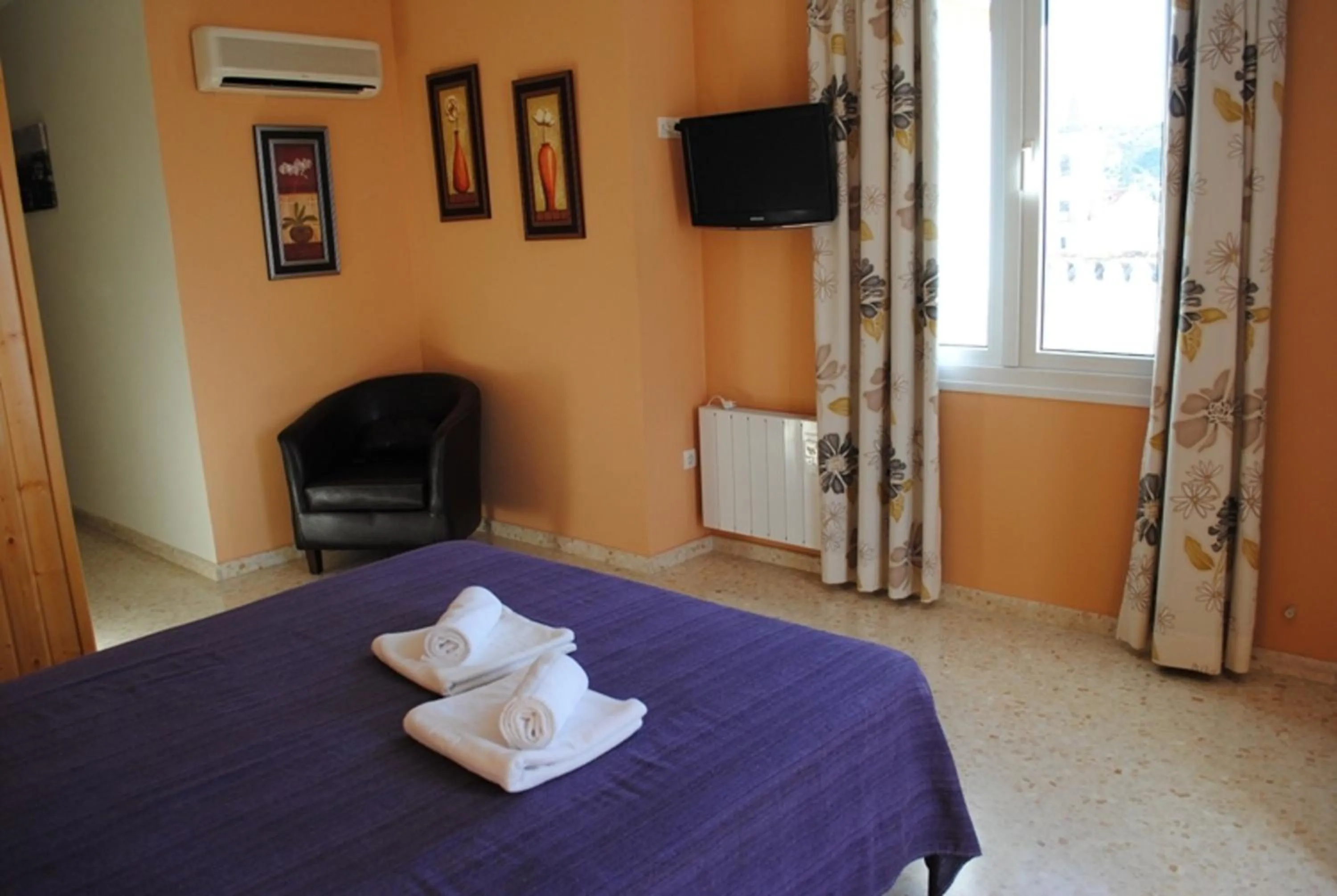 Bedroom in Hotel María Cristina