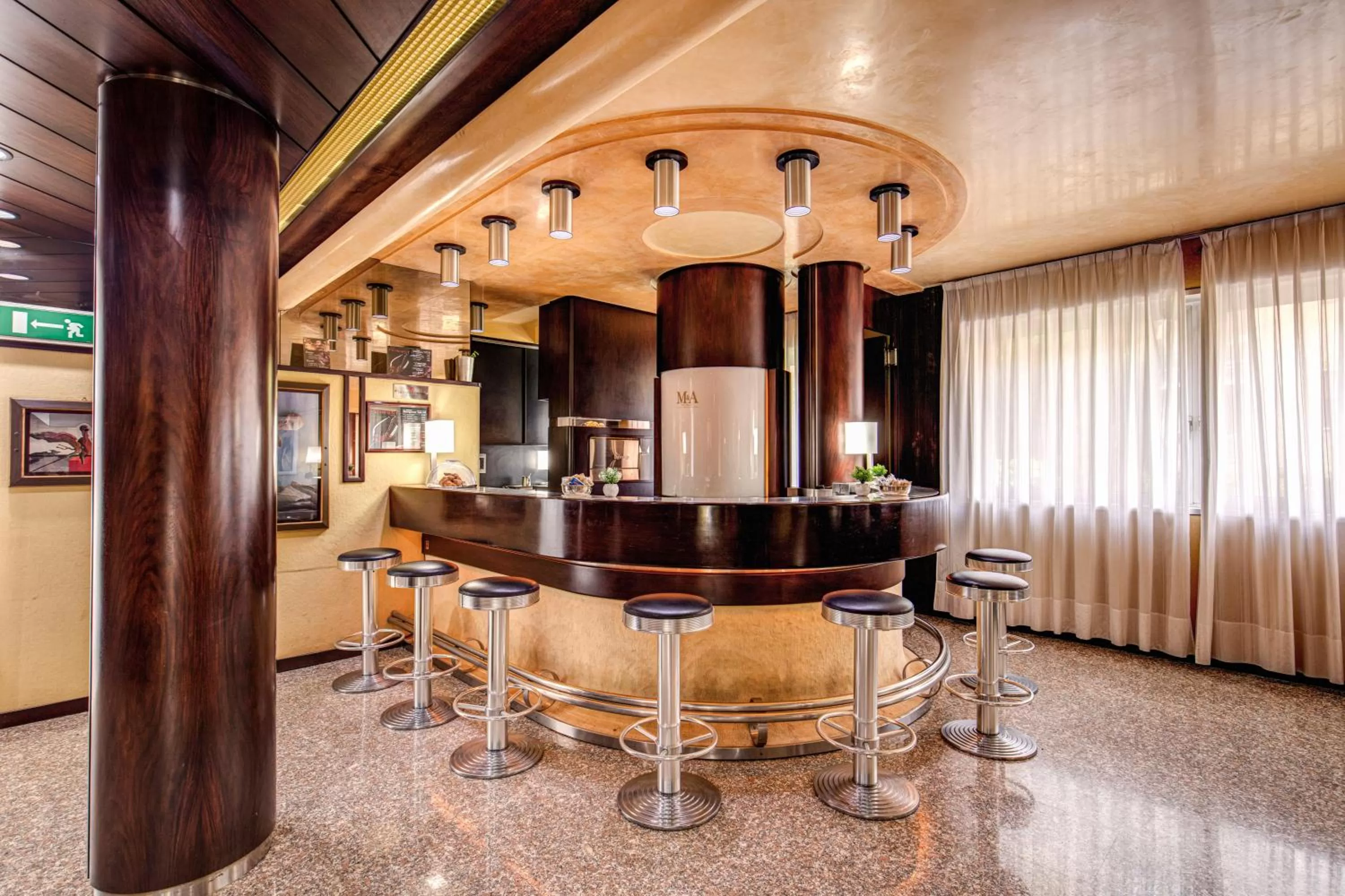 Lounge or bar in Venice Michelangelo Hotel