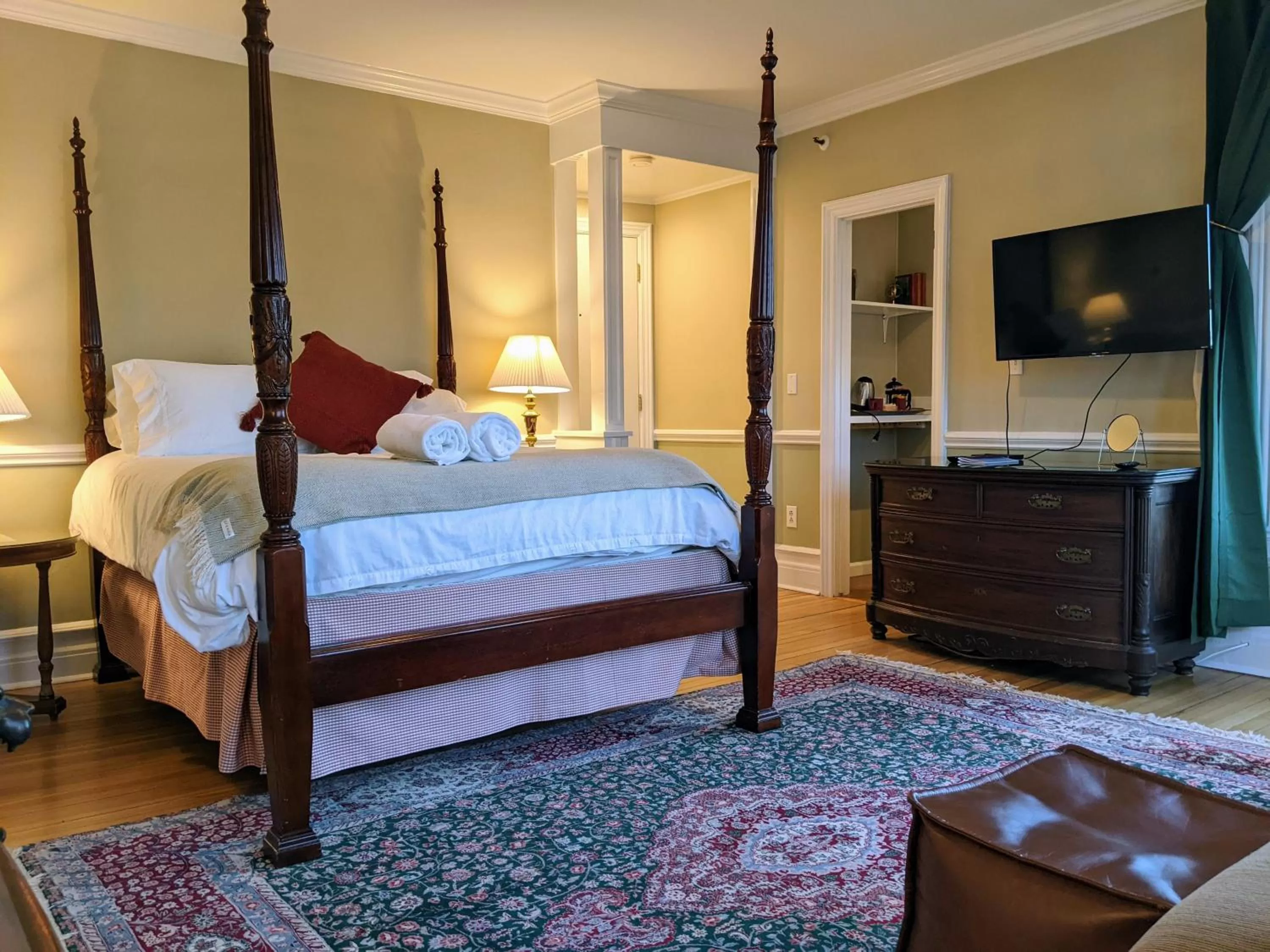 Bedroom, Bed in Stanton House Inn