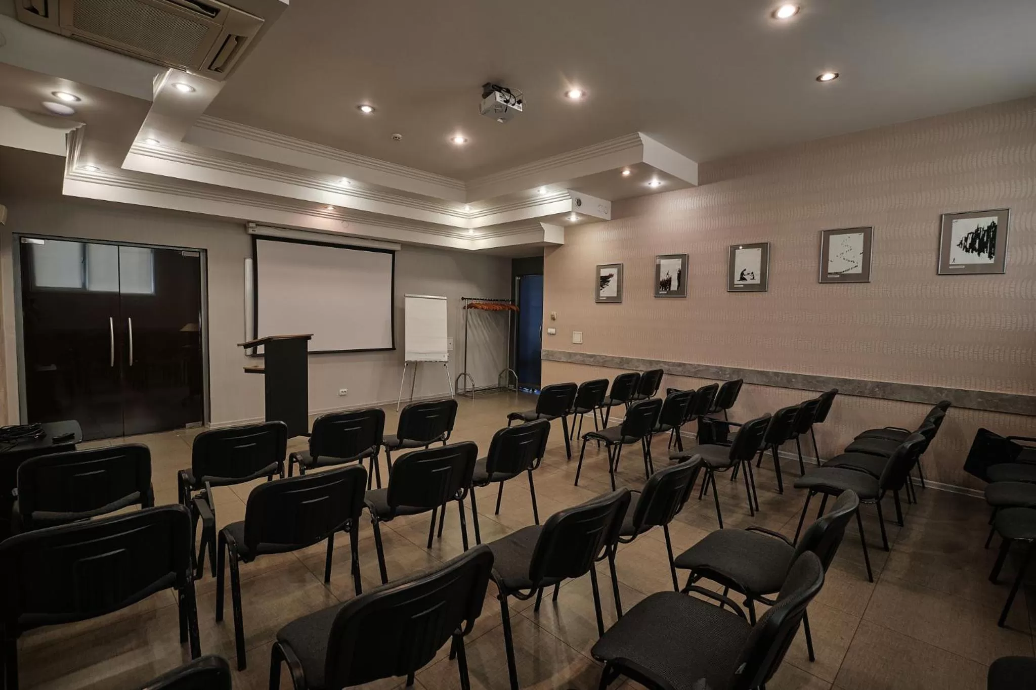 Meeting/conference room in Hotel Uzhgorod