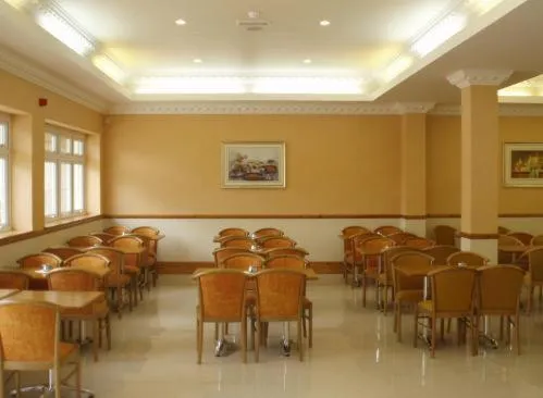 Restaurant/places to eat in Viking Hotel