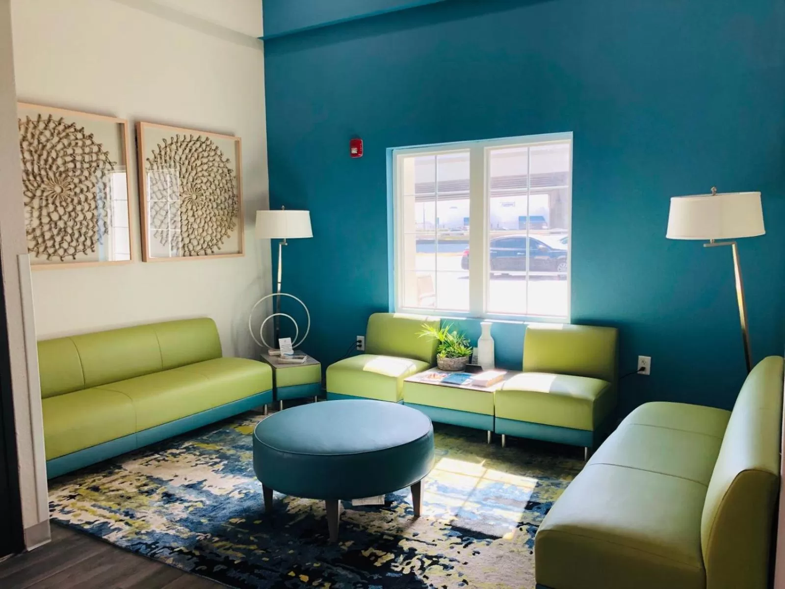 Seating area in Hathaway Inn