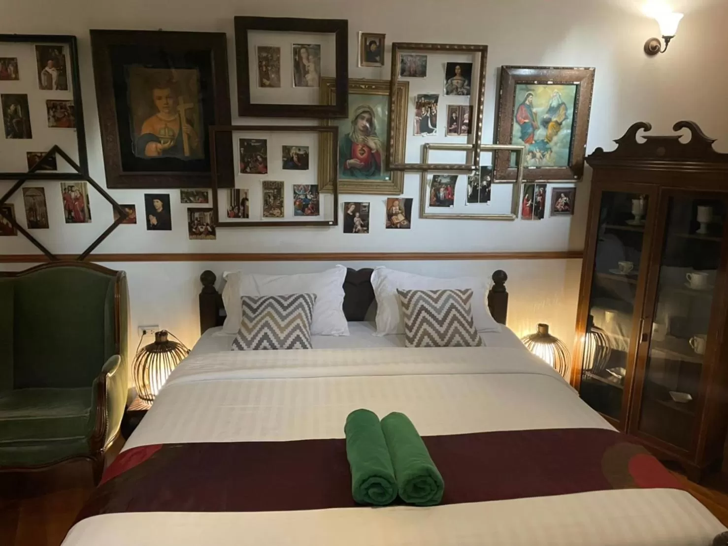 Bed in 103 - Bed and Brews