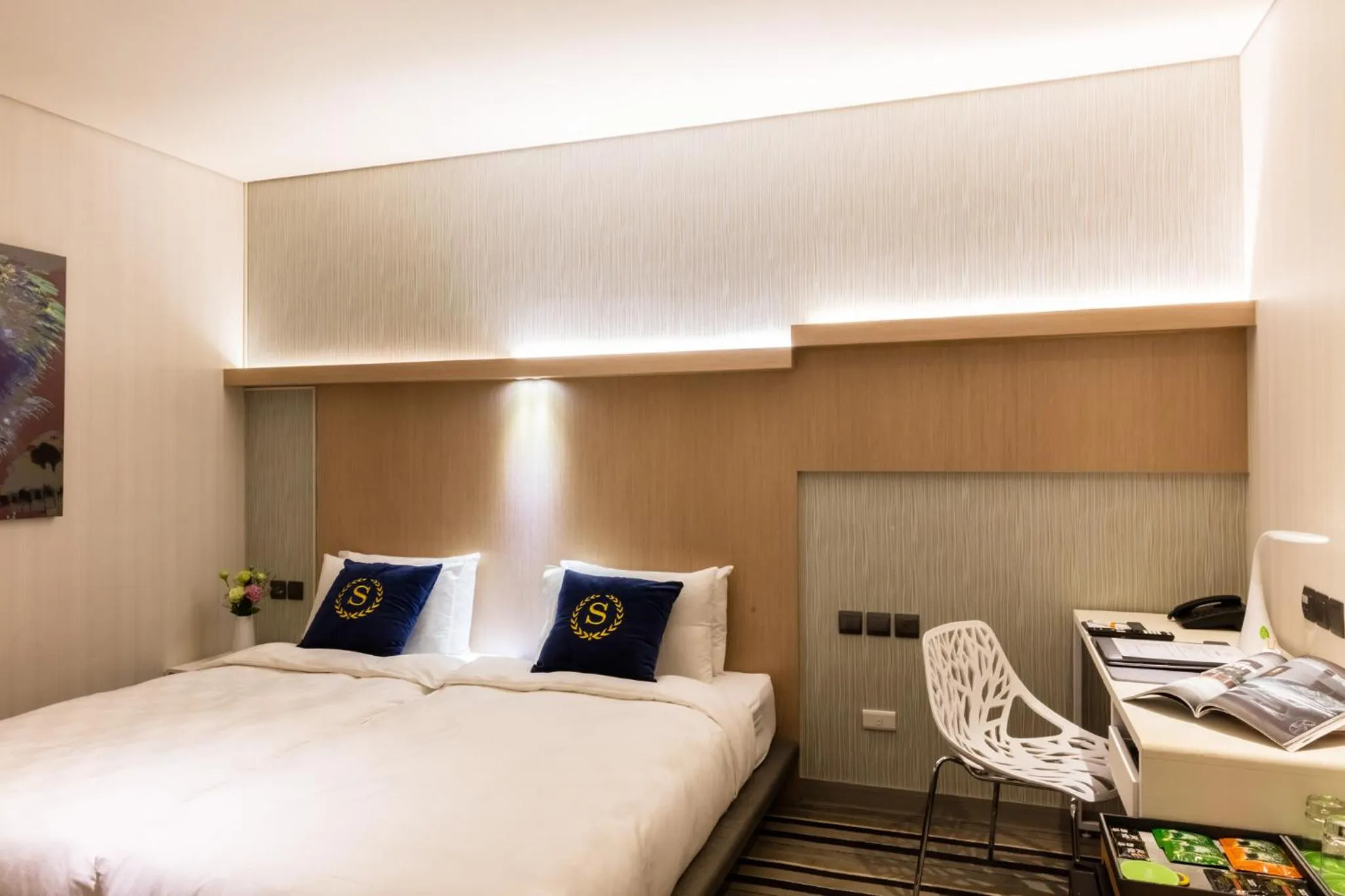 Bed in Taipei 101 SPARKLE Hotel