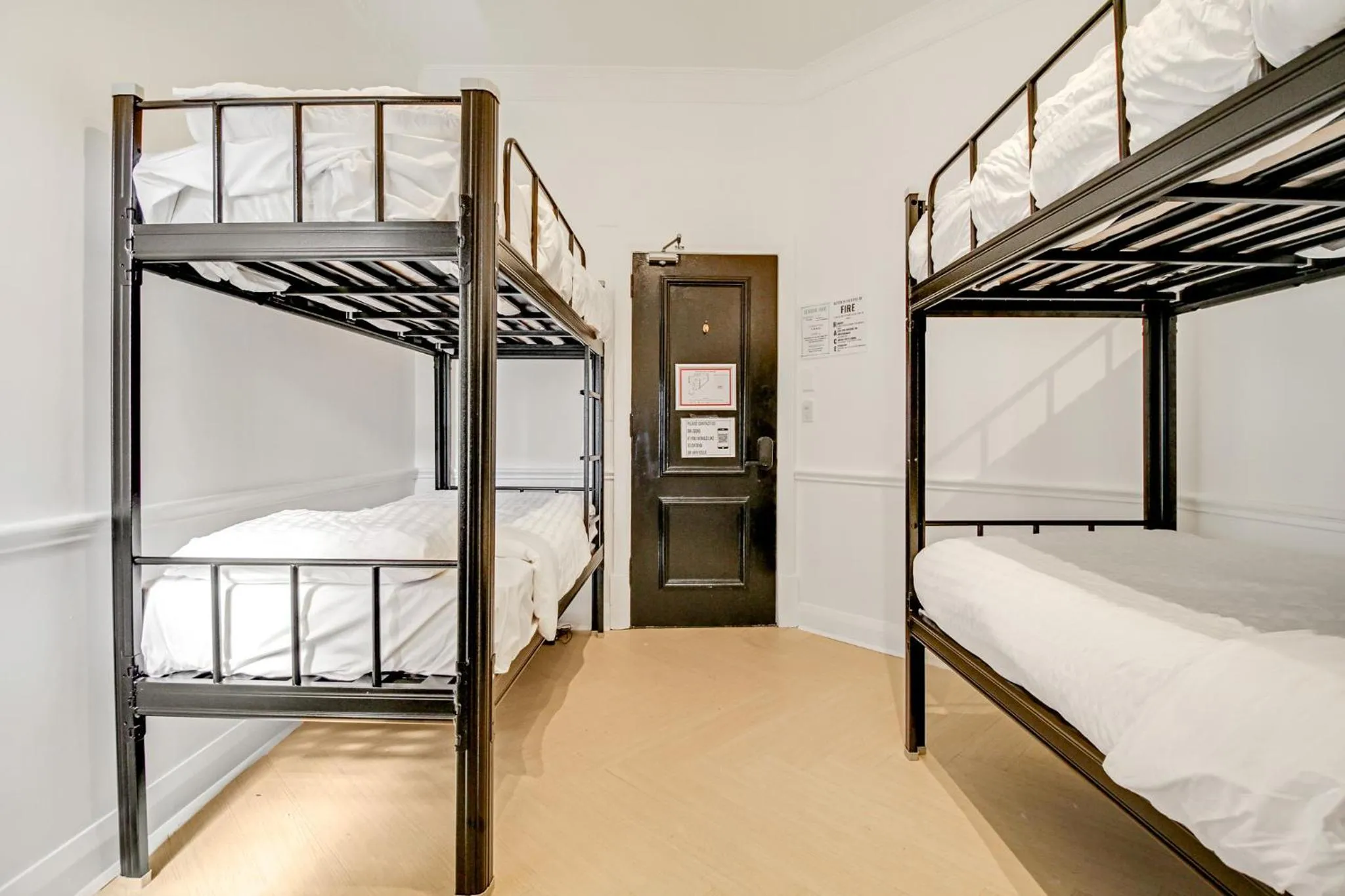 Bunk Bed in Darling Harbour Boutique Hotel