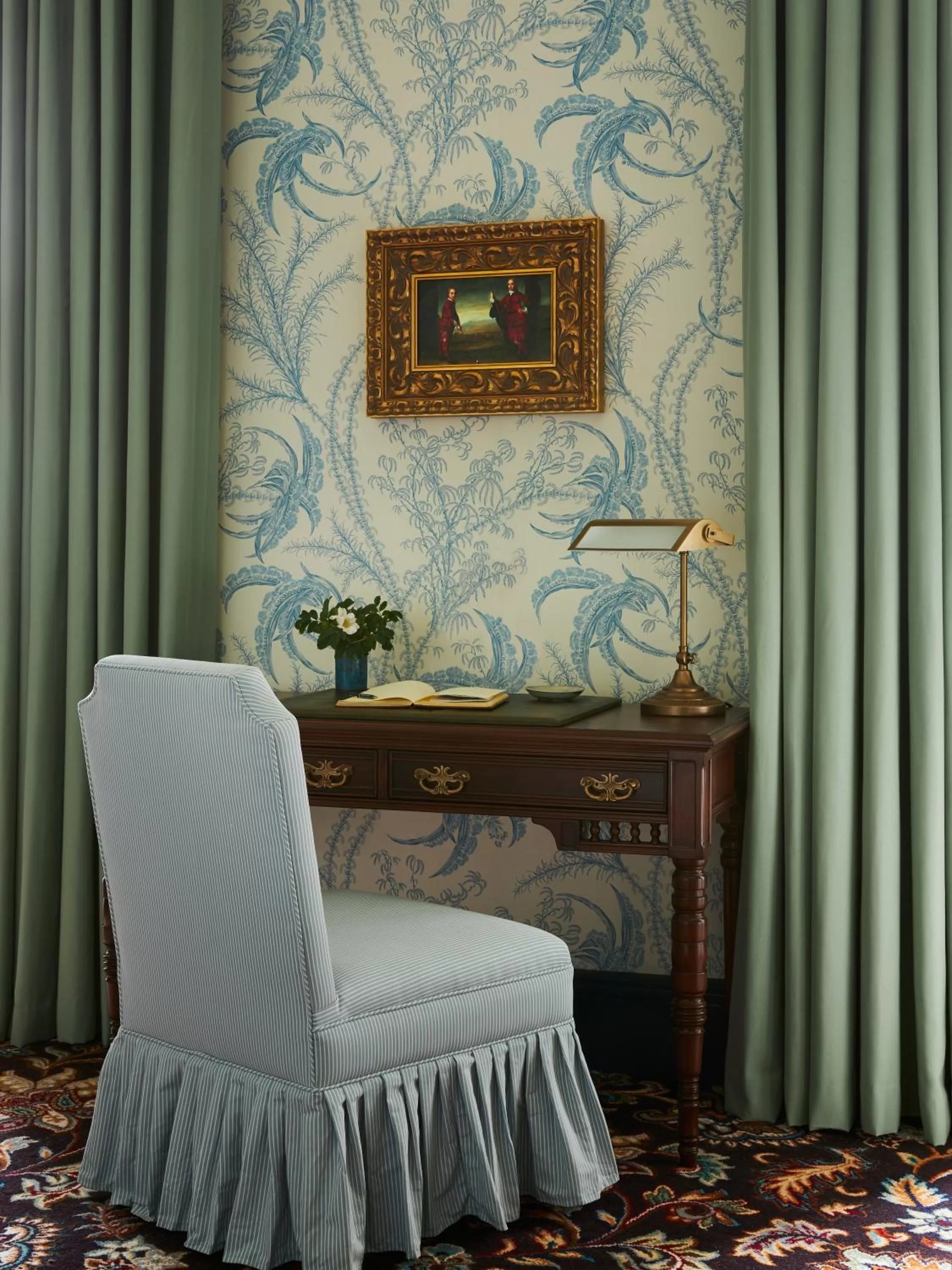 Living room in Marine Troon